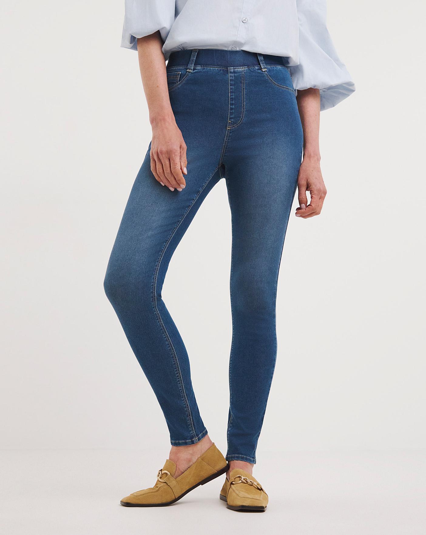 Skinny Jegging | Fashion World