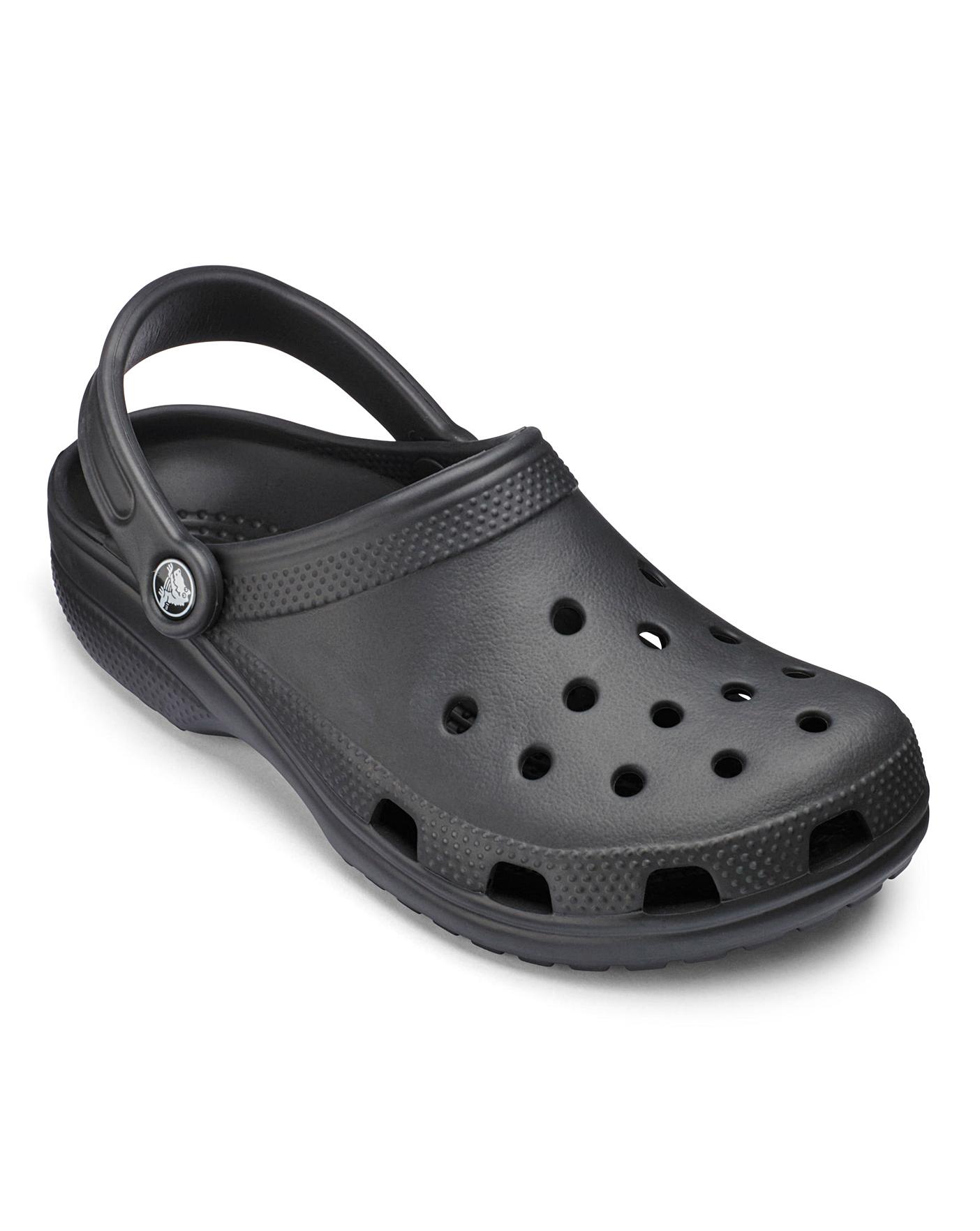 black classic clog crocs