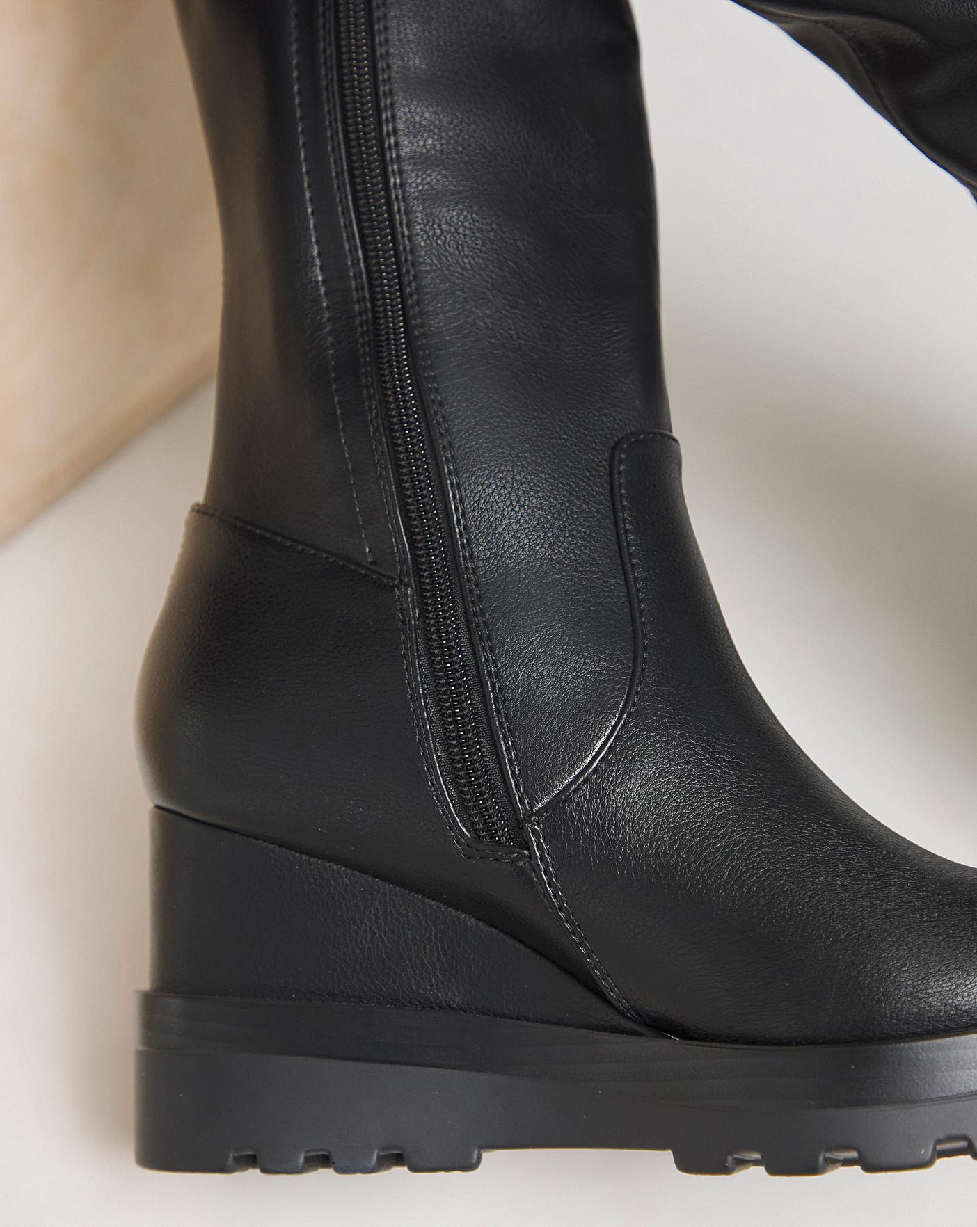 Wedge riding fashion boots