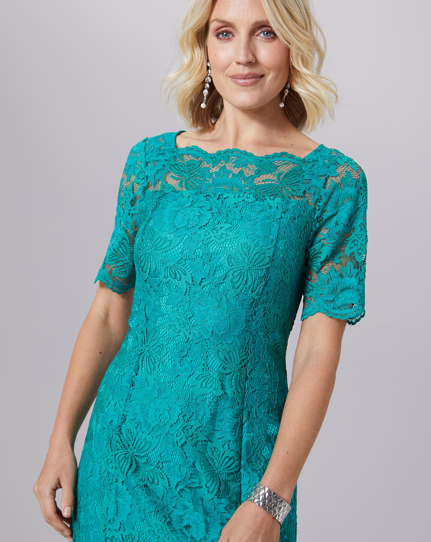 Julipa Stretch Scalloped Lace Dress | Marisota