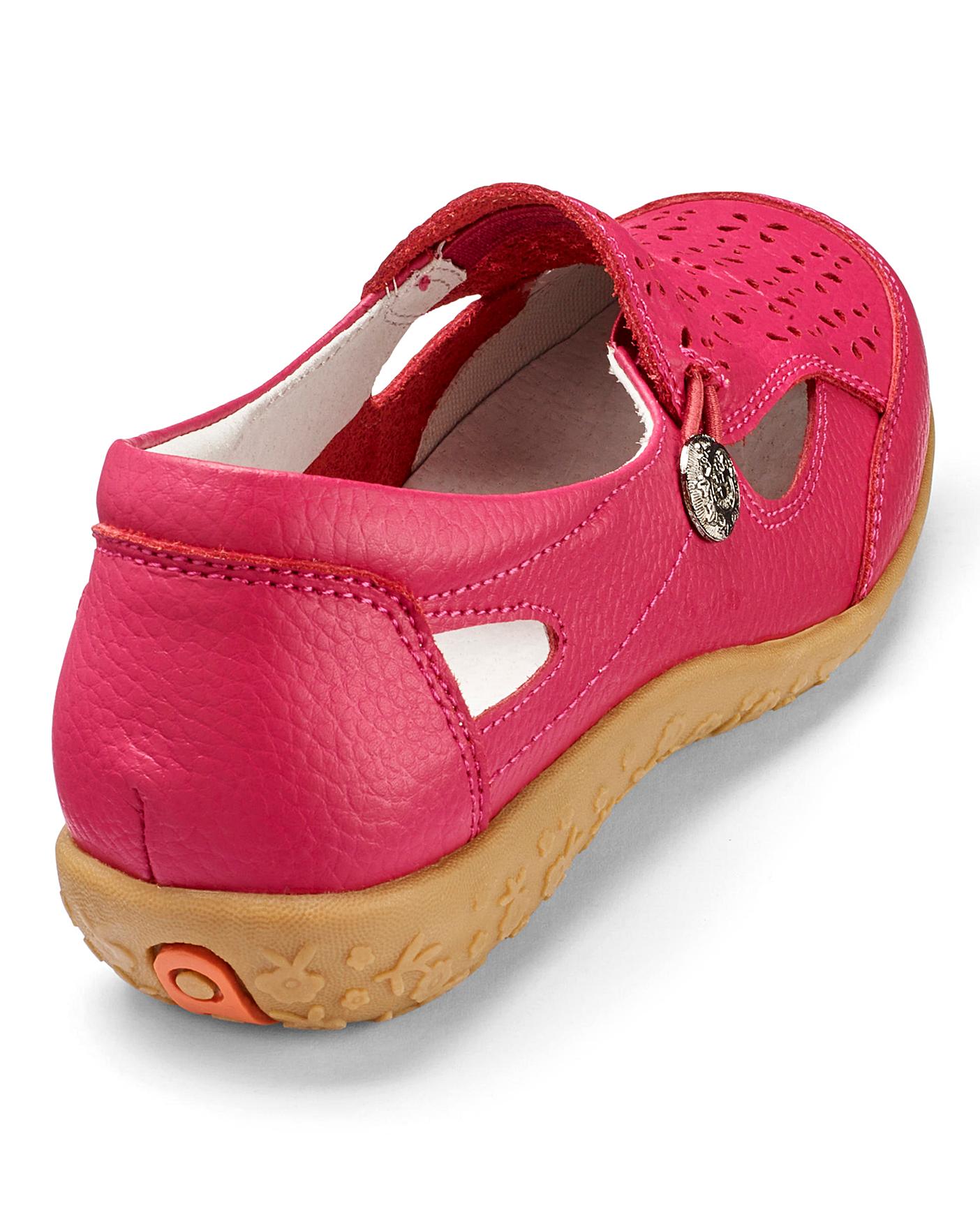 comfortable flats with cushion