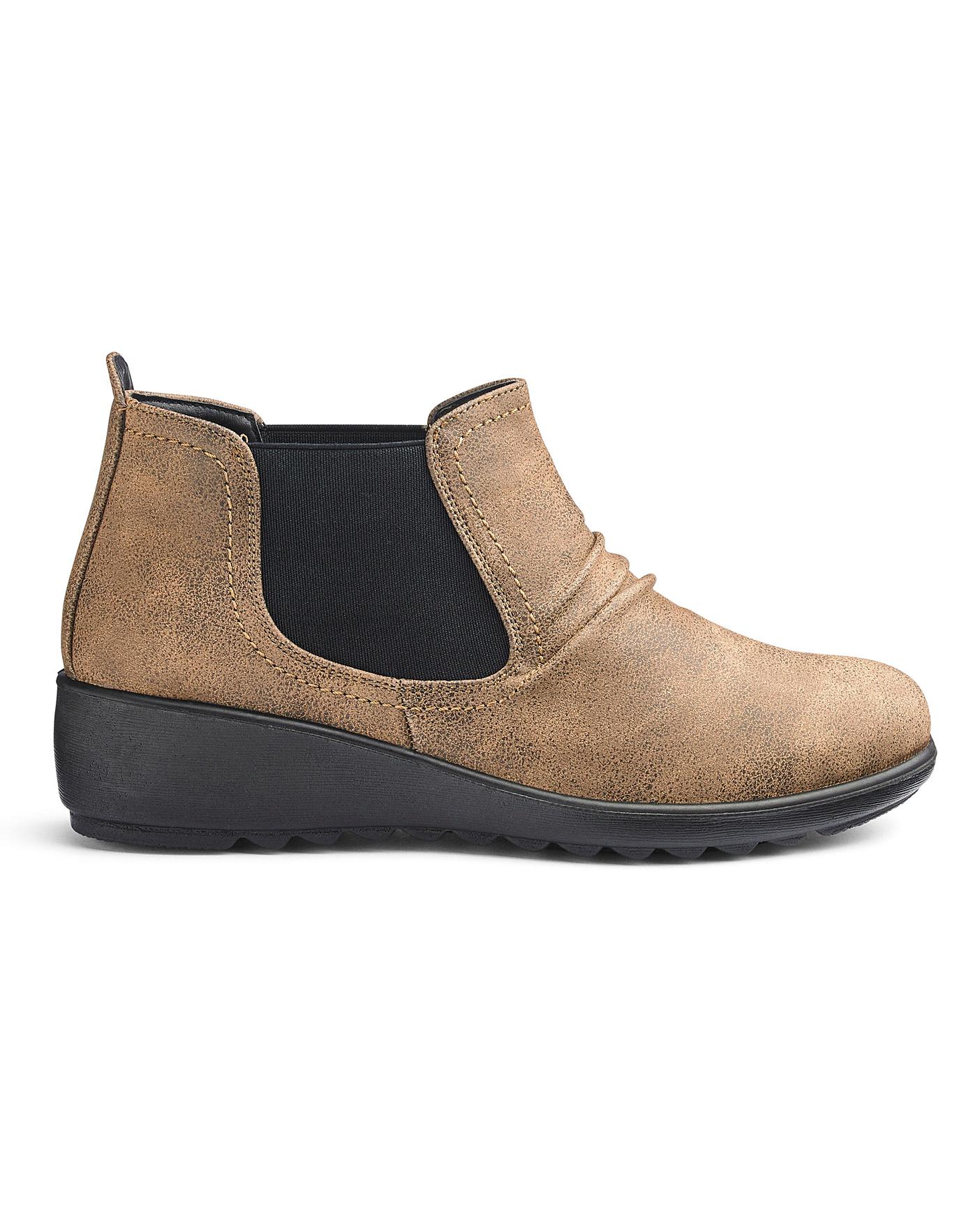 cushion walk boots wide fit