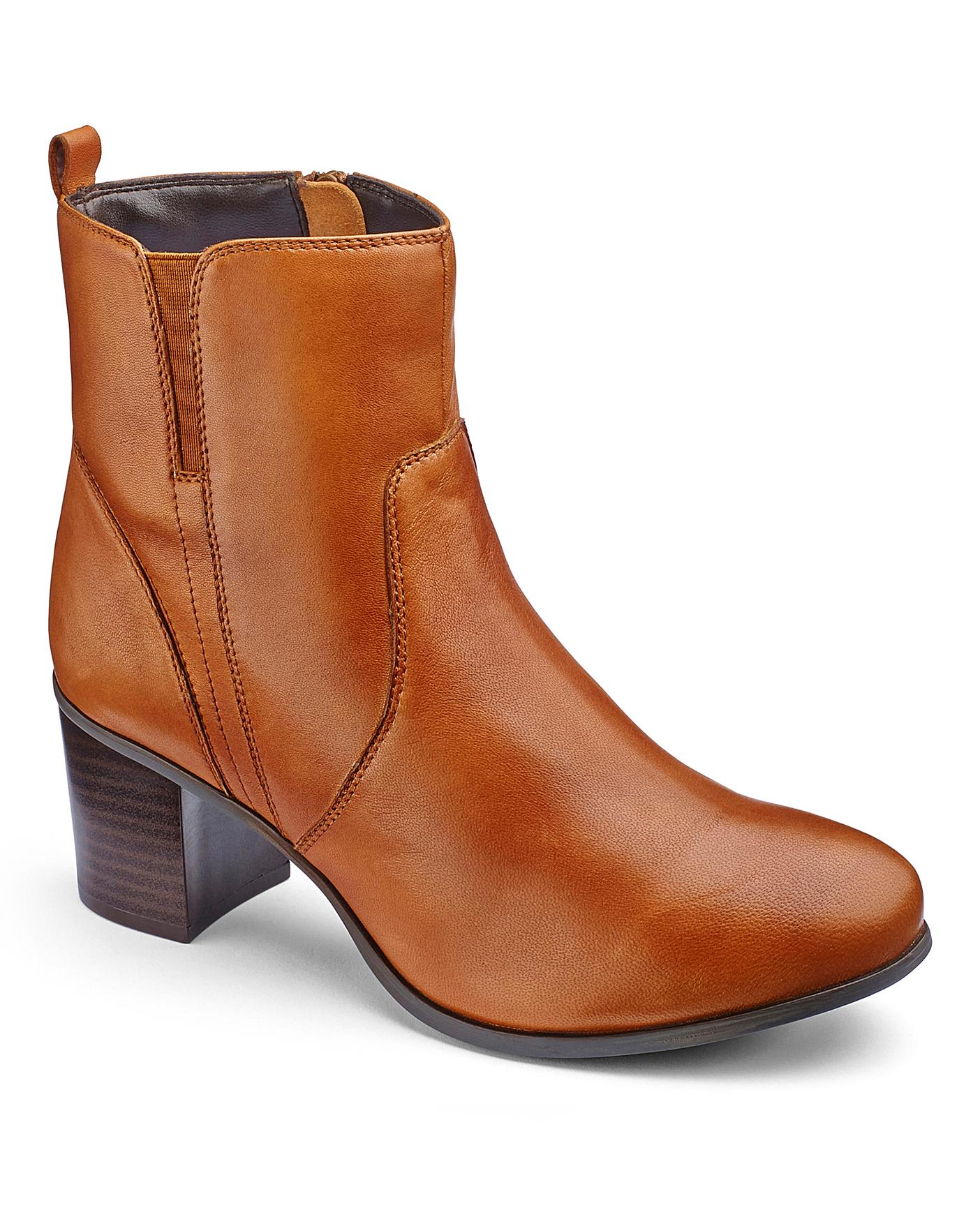 Heavenly soles best sale ankle boots