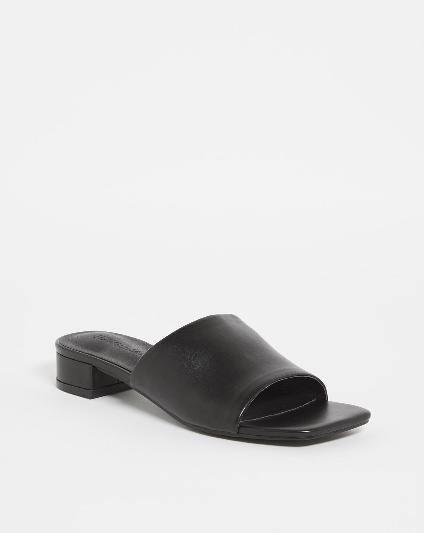 Black low heel mule best sale