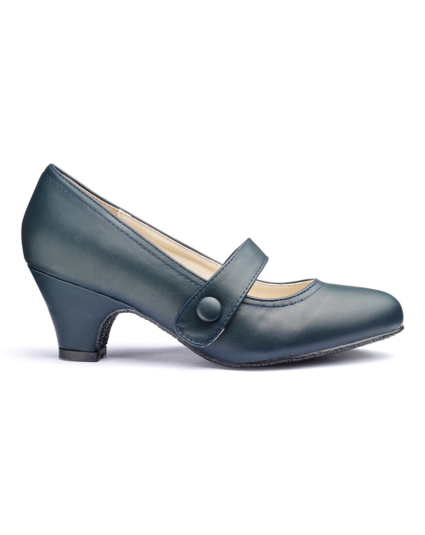 extra wide mary jane shoes