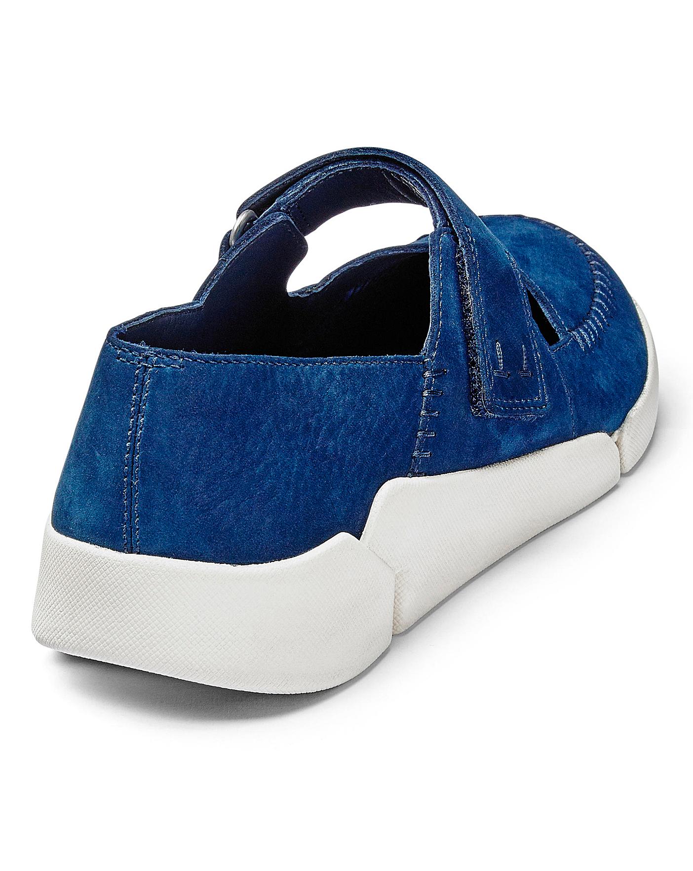 clarks tri amanda navy