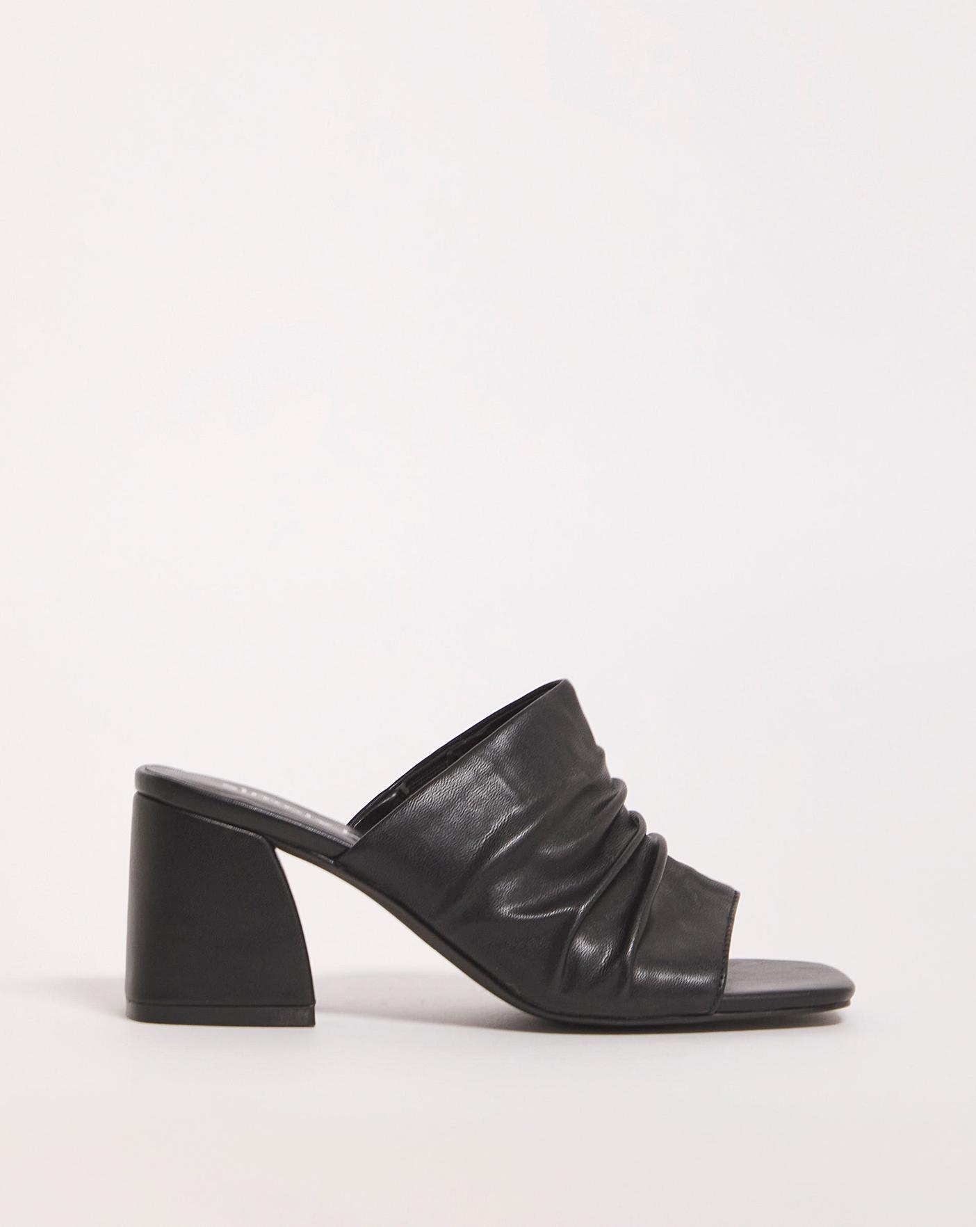 Wide fit block online heel mules