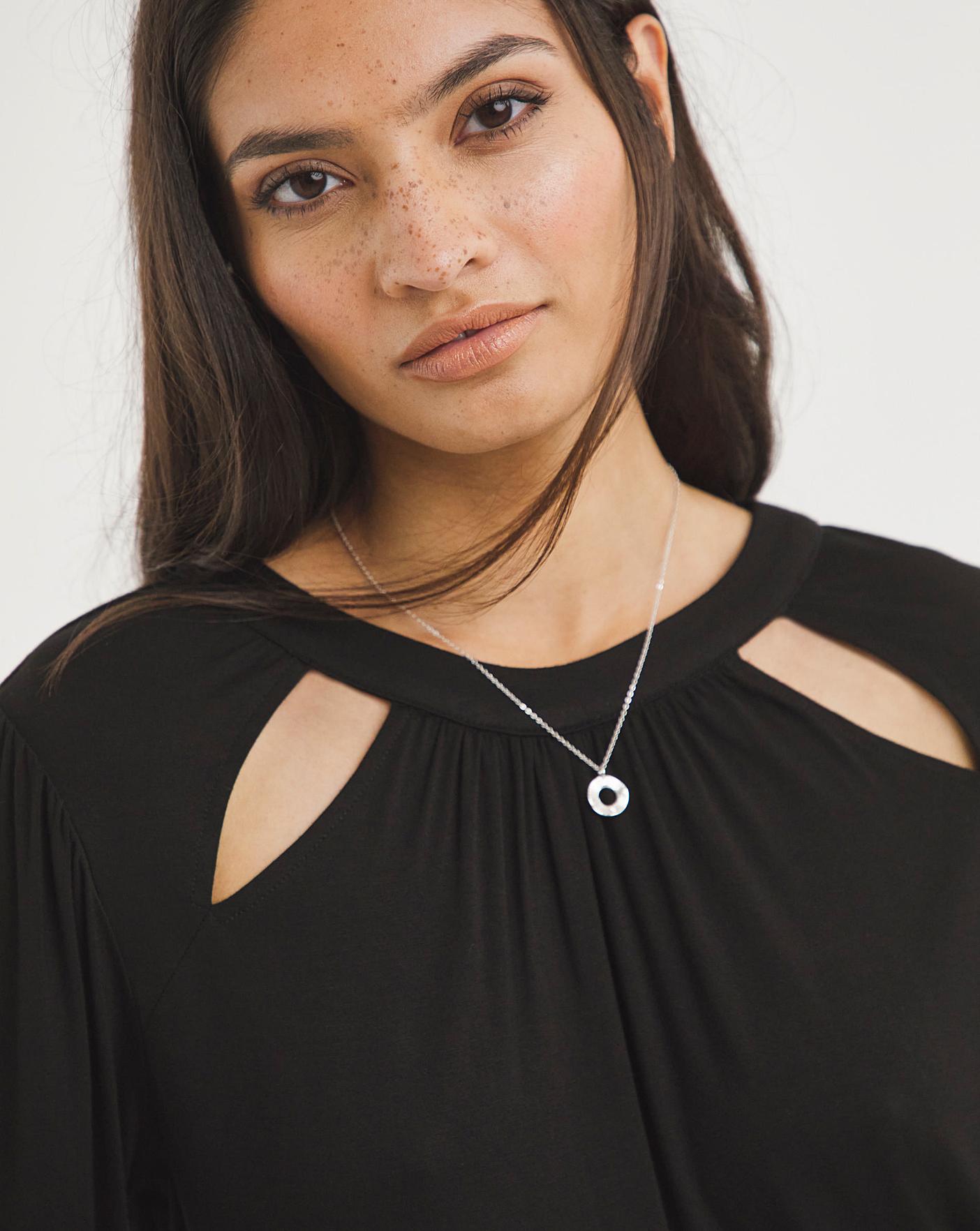 Keyhole Cut Out Raglan Sleeve Top J D Williams