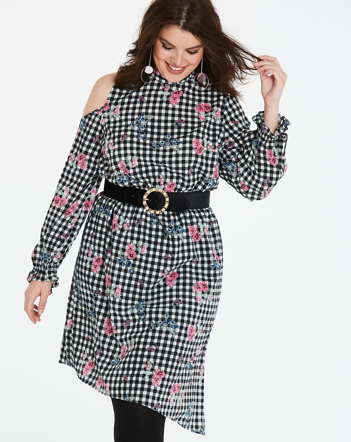Dress Code{Contrast Collar Dress + Gingham Coat} Closet Dress Code{Contrast Collar Dress + Gingham Coat} Closet