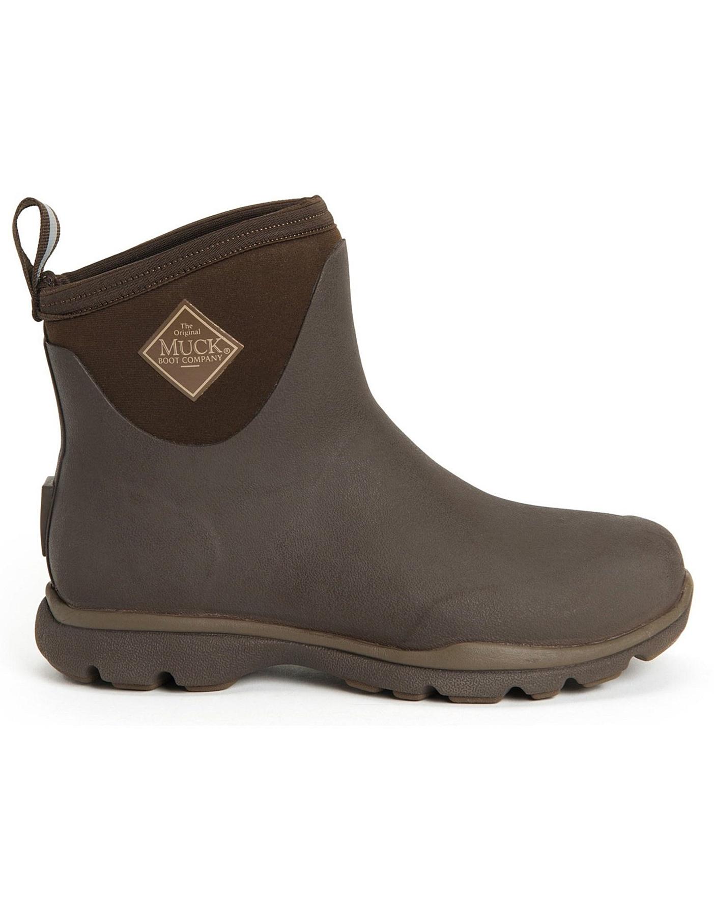 Cyber monday deals muck boots