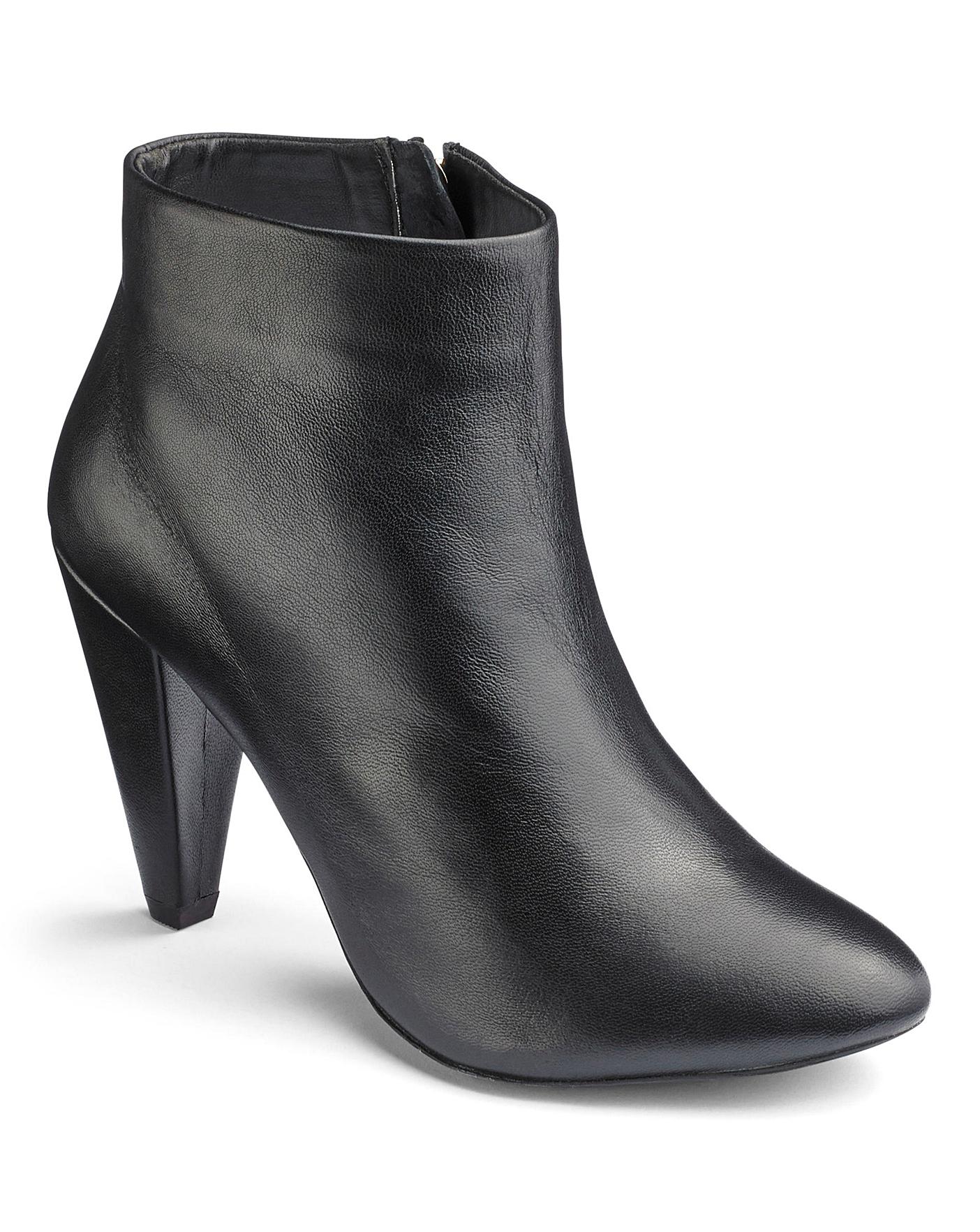 Sole Diva Heeled Ankle Boots E Fit 