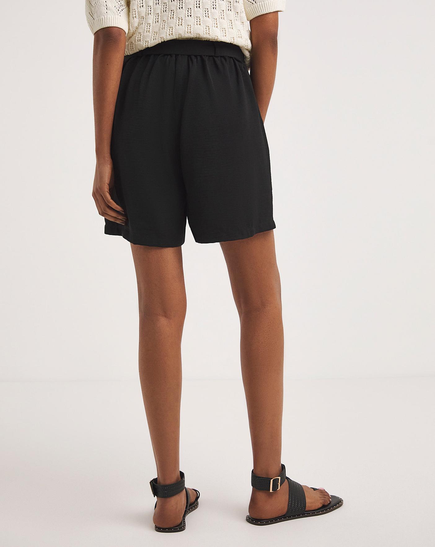 Black Textured Belted City Shorts Marisota