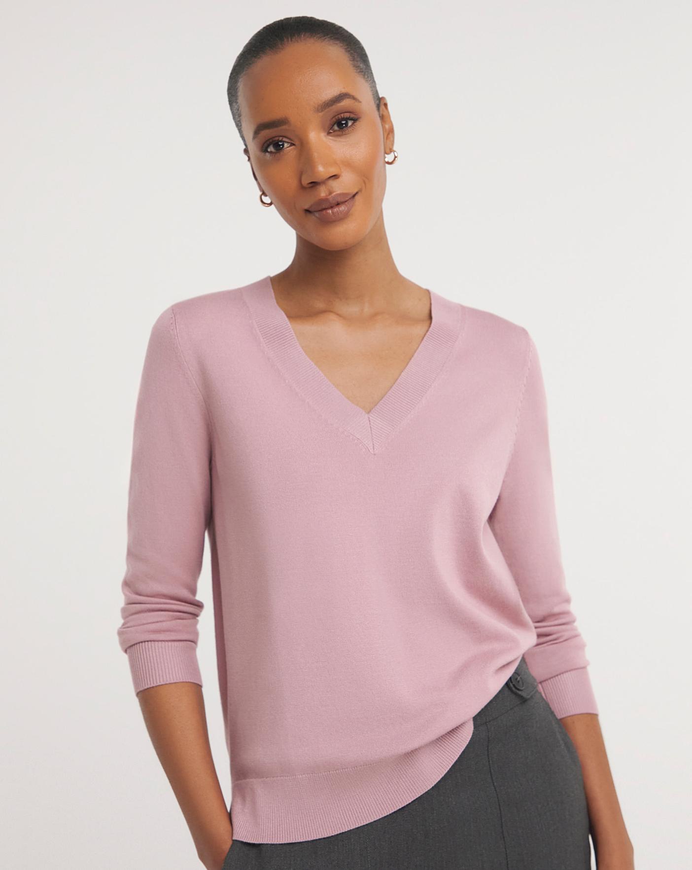 Blush v 2025 neck sweater