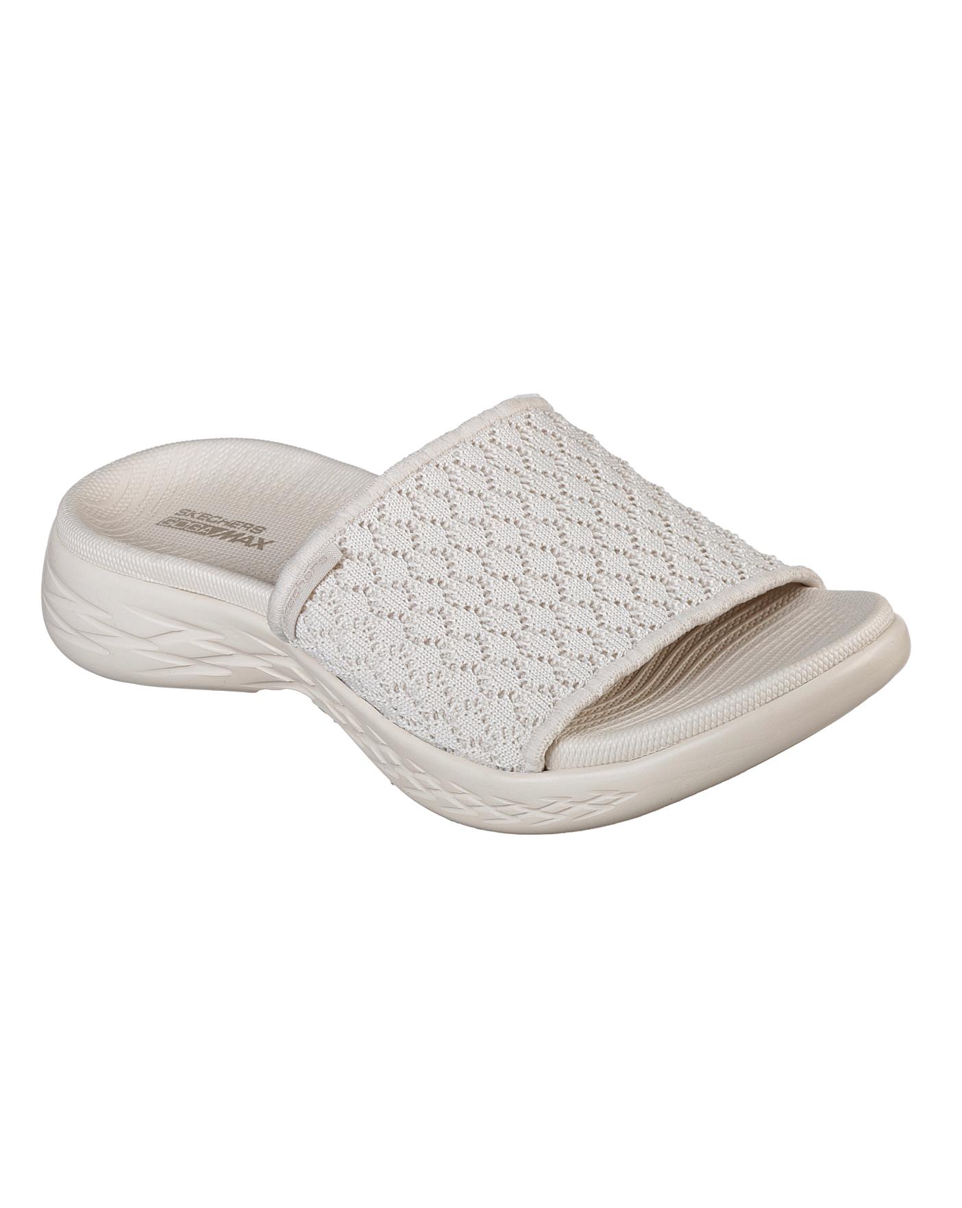 jd sports skechers flip flops