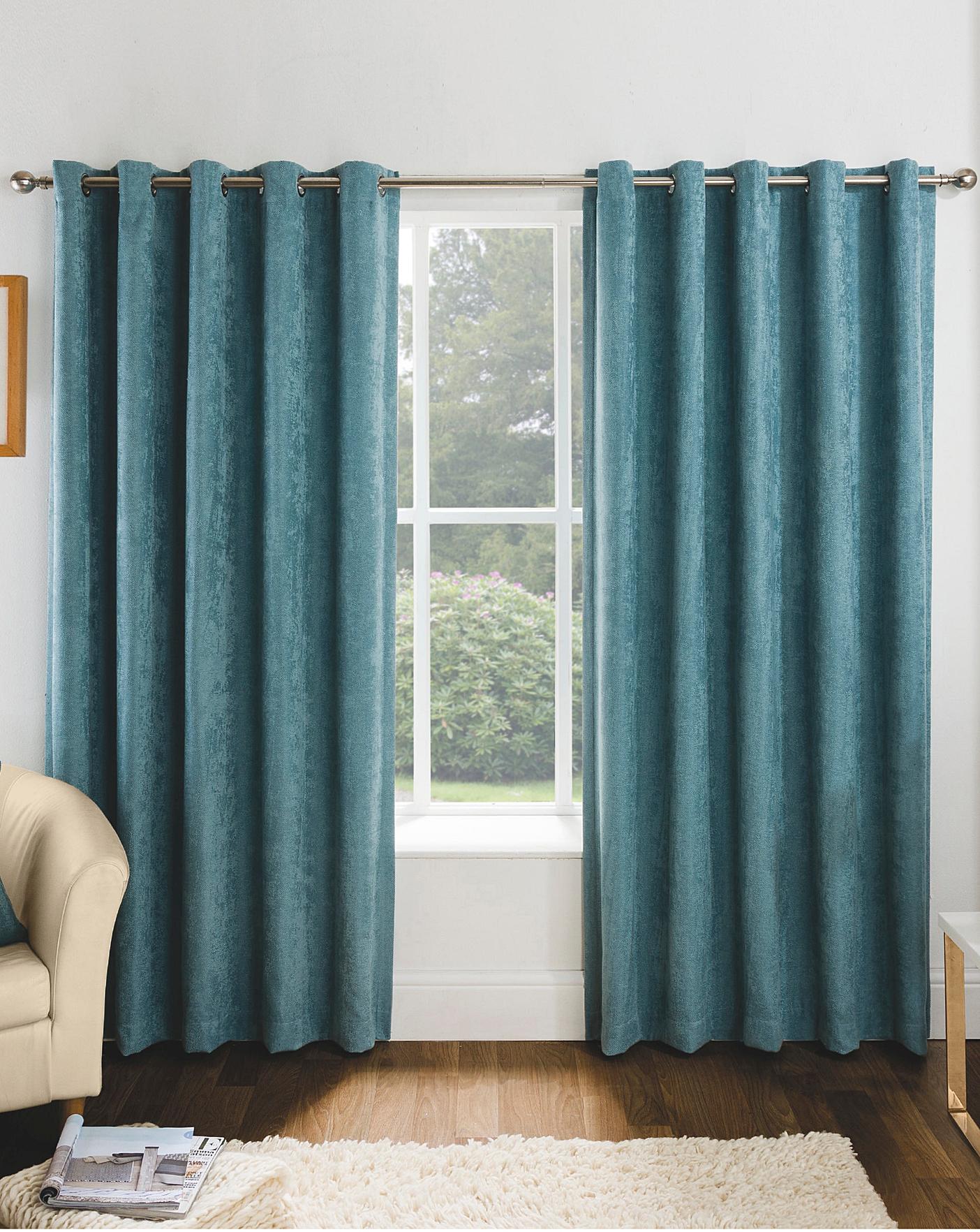 Buxton Thermal Eyelet Curtains Oxendales