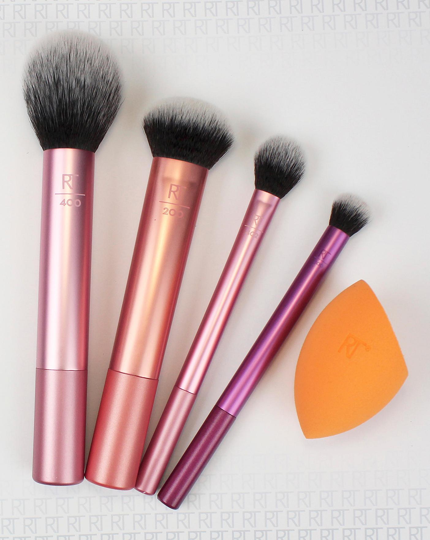 real techniques 400 blush brush