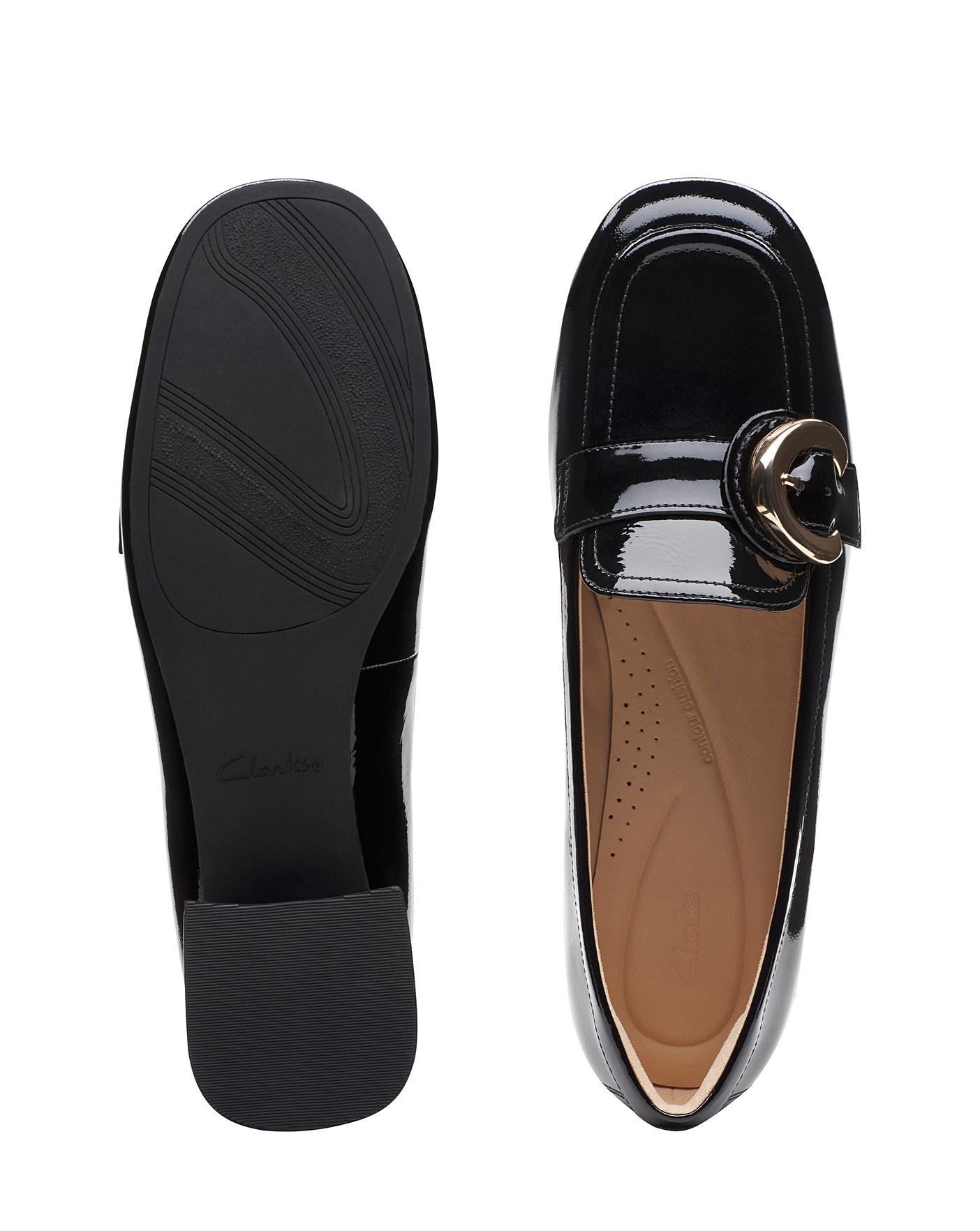 Clarks patent shop leather loafers