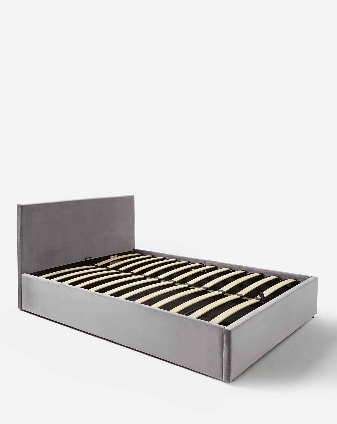 Juana upholstered low profile store platform bed