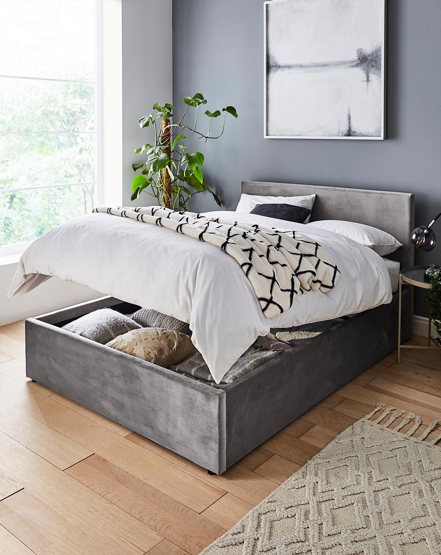 Hayden queen deals storage bed