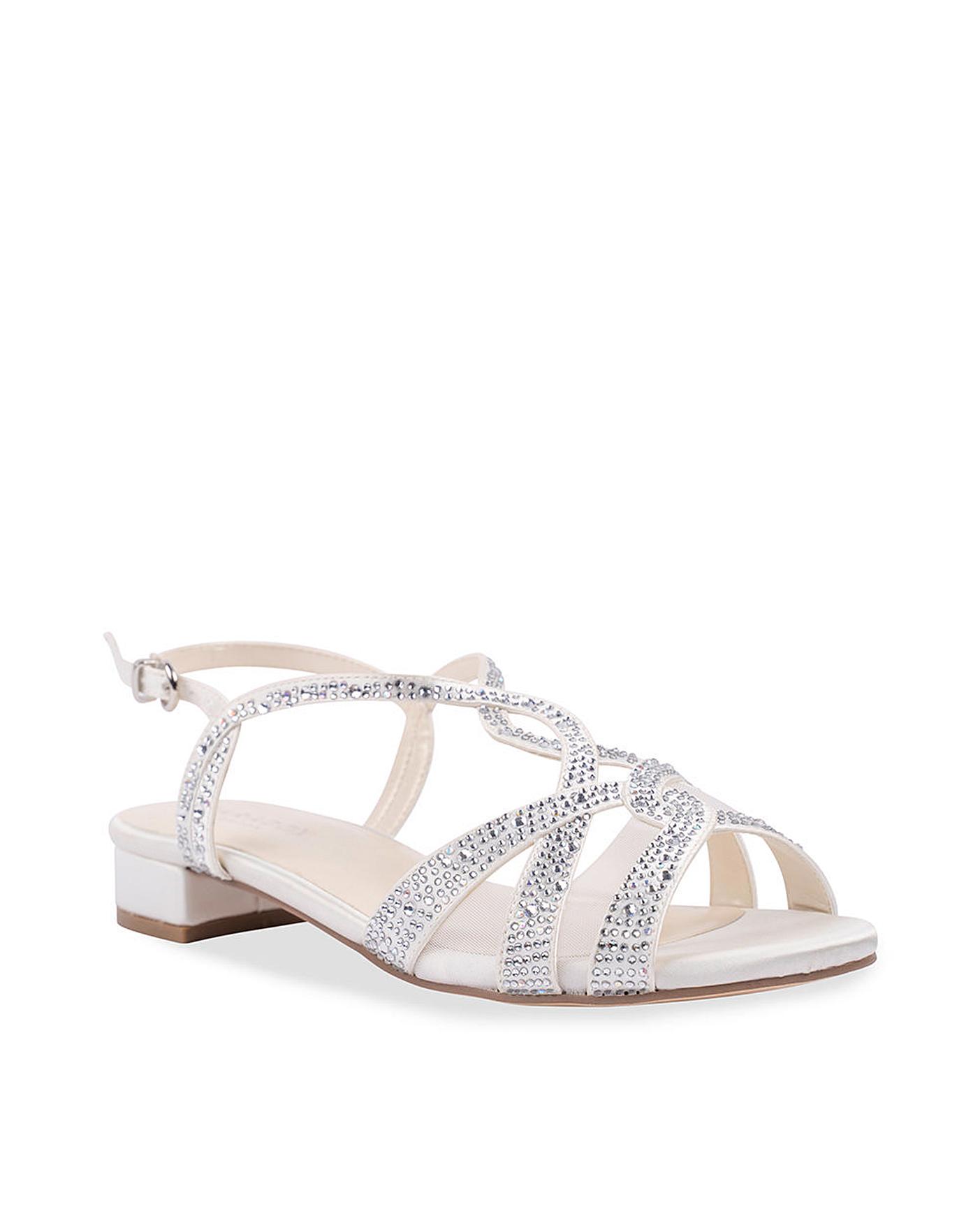 Low heel sandals sale sales
