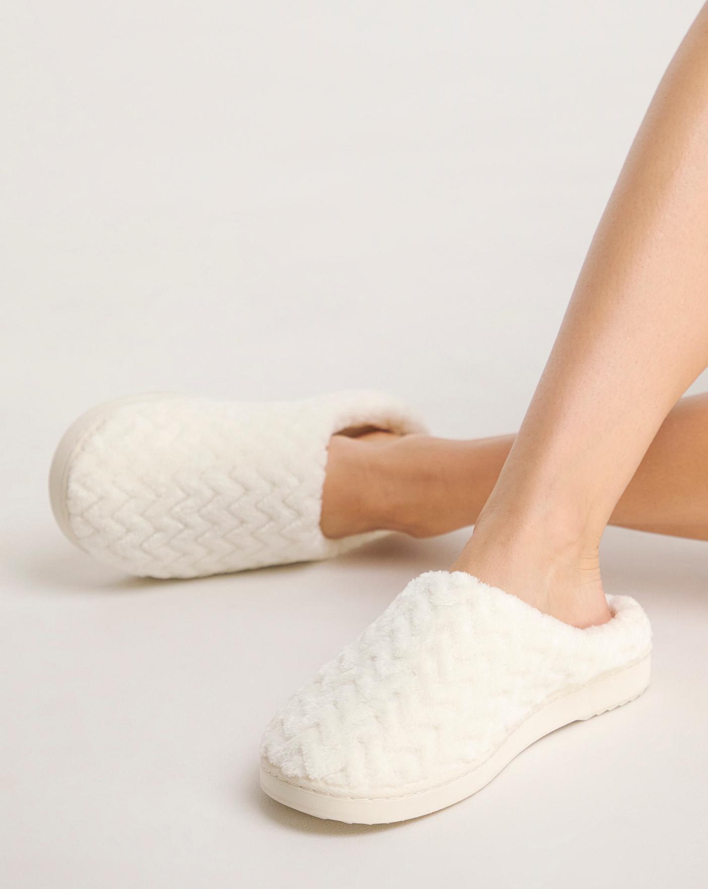 Extra wide hot sale mule slippers