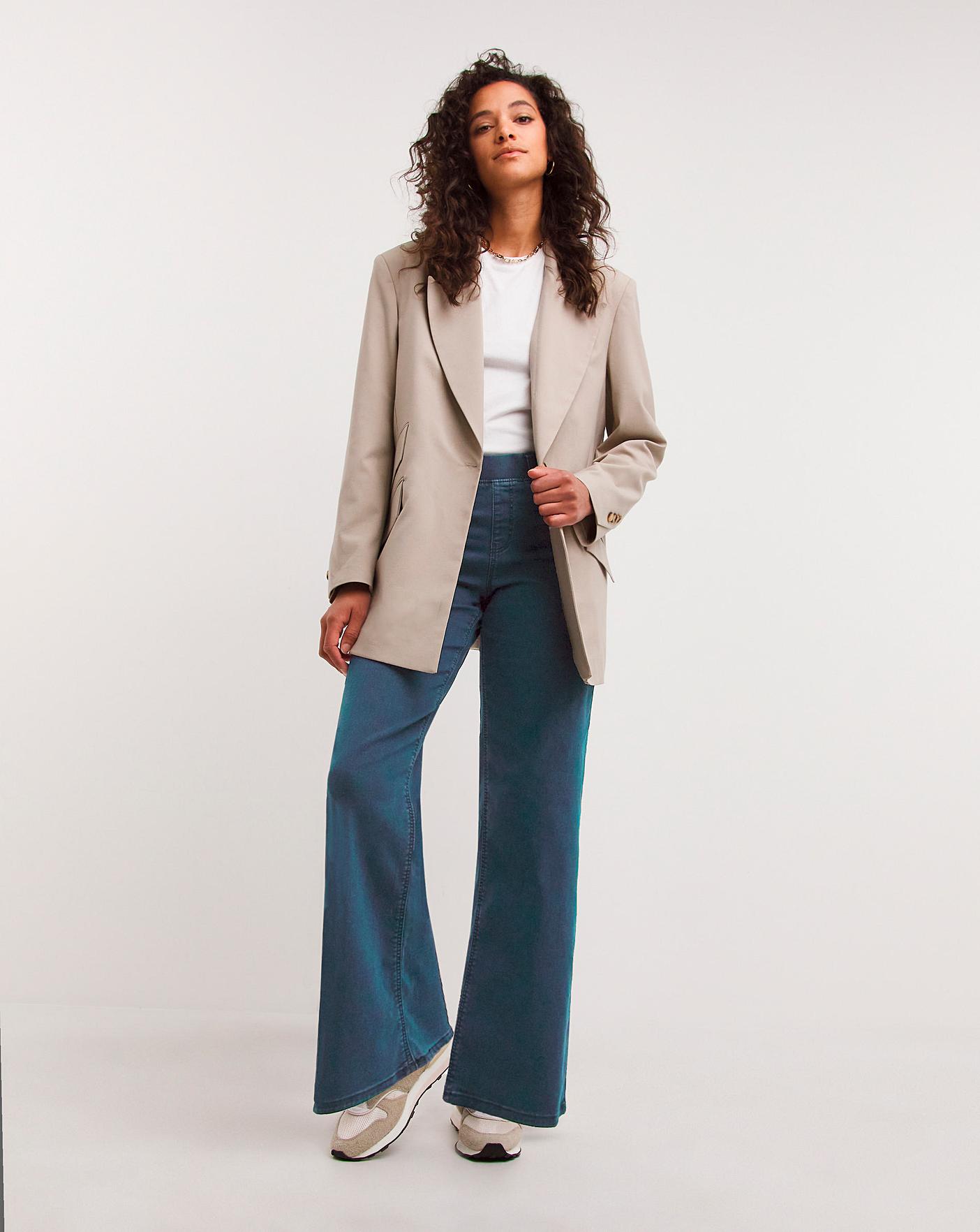 Add Style and Comfort to Your Wardrobe with Broad Belted Jeggings