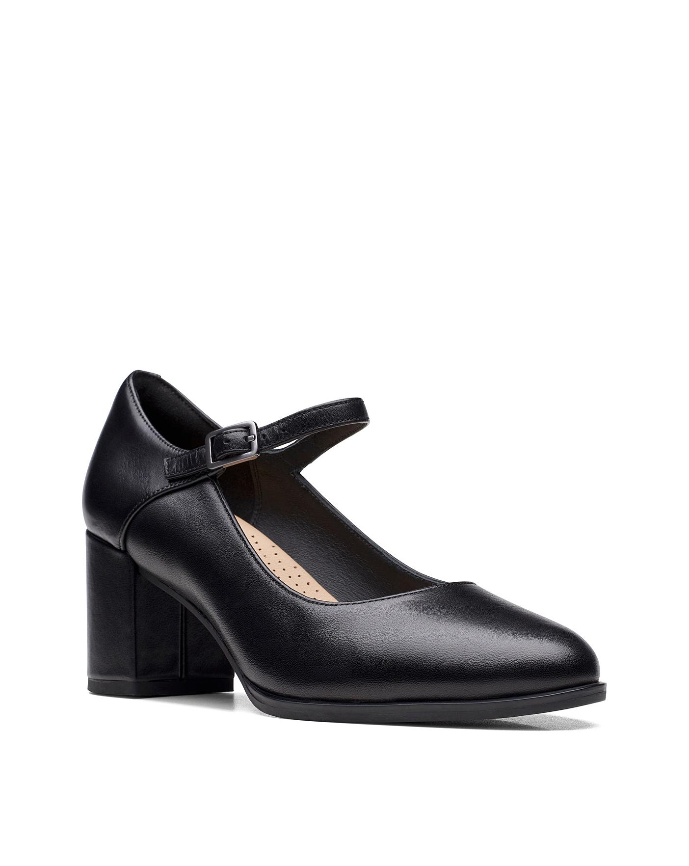 Clarks wide fit black court shoes new arrivals