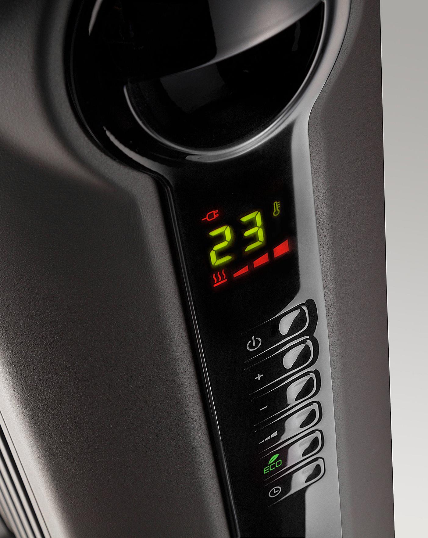 De'Longhi RadiaS Oil Filled Radiator | Home Essentials