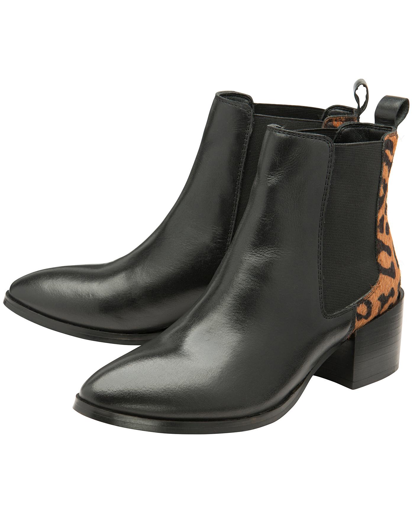 ravel chelsea boots