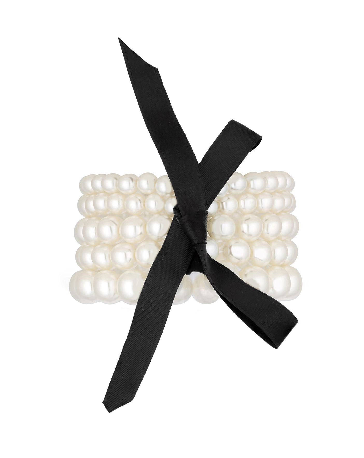 Black ribbon bracelet store