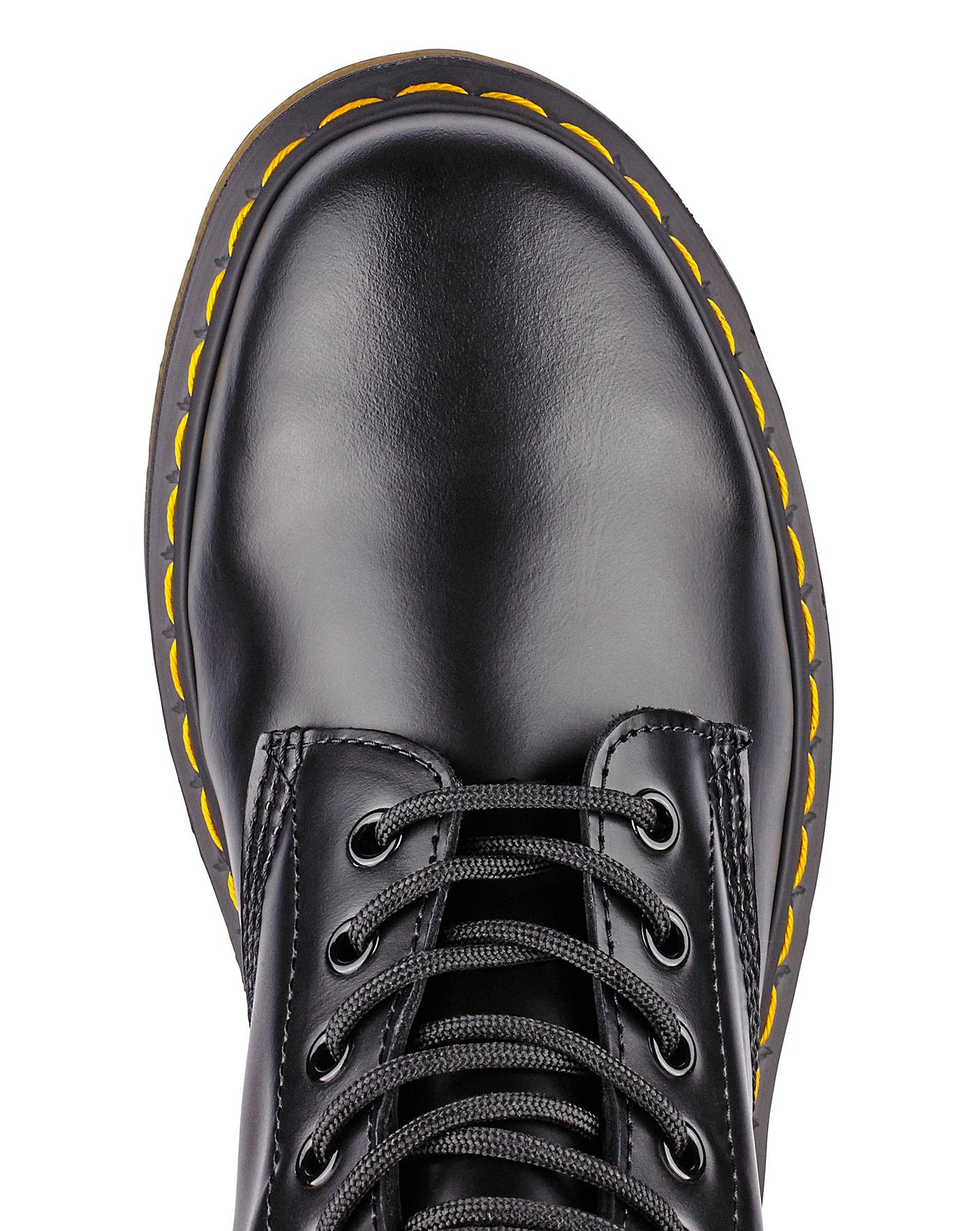 jd williams doc martens