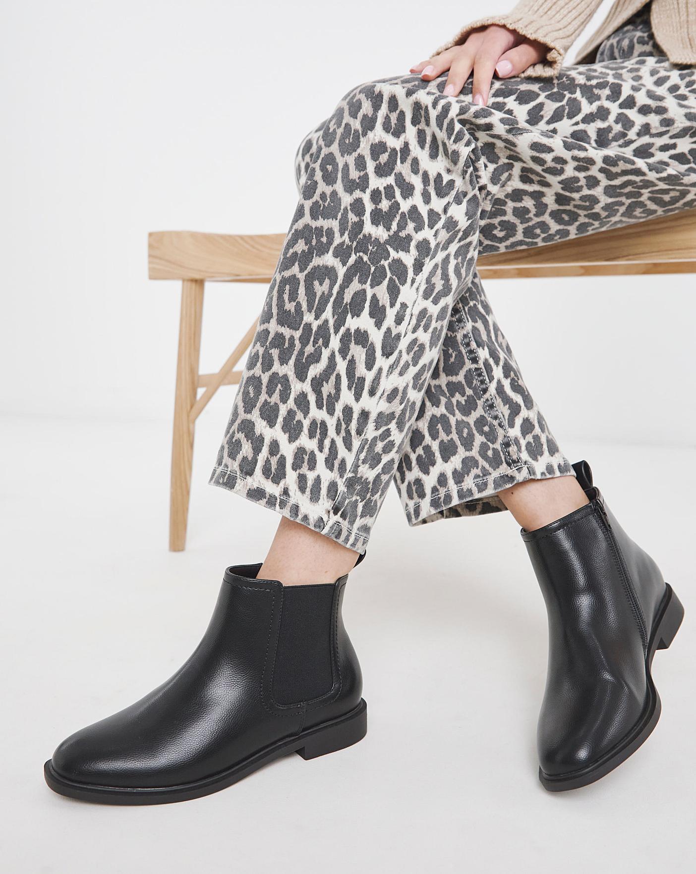 Classic Ankle Chelsea Boots D Fit Simply Be