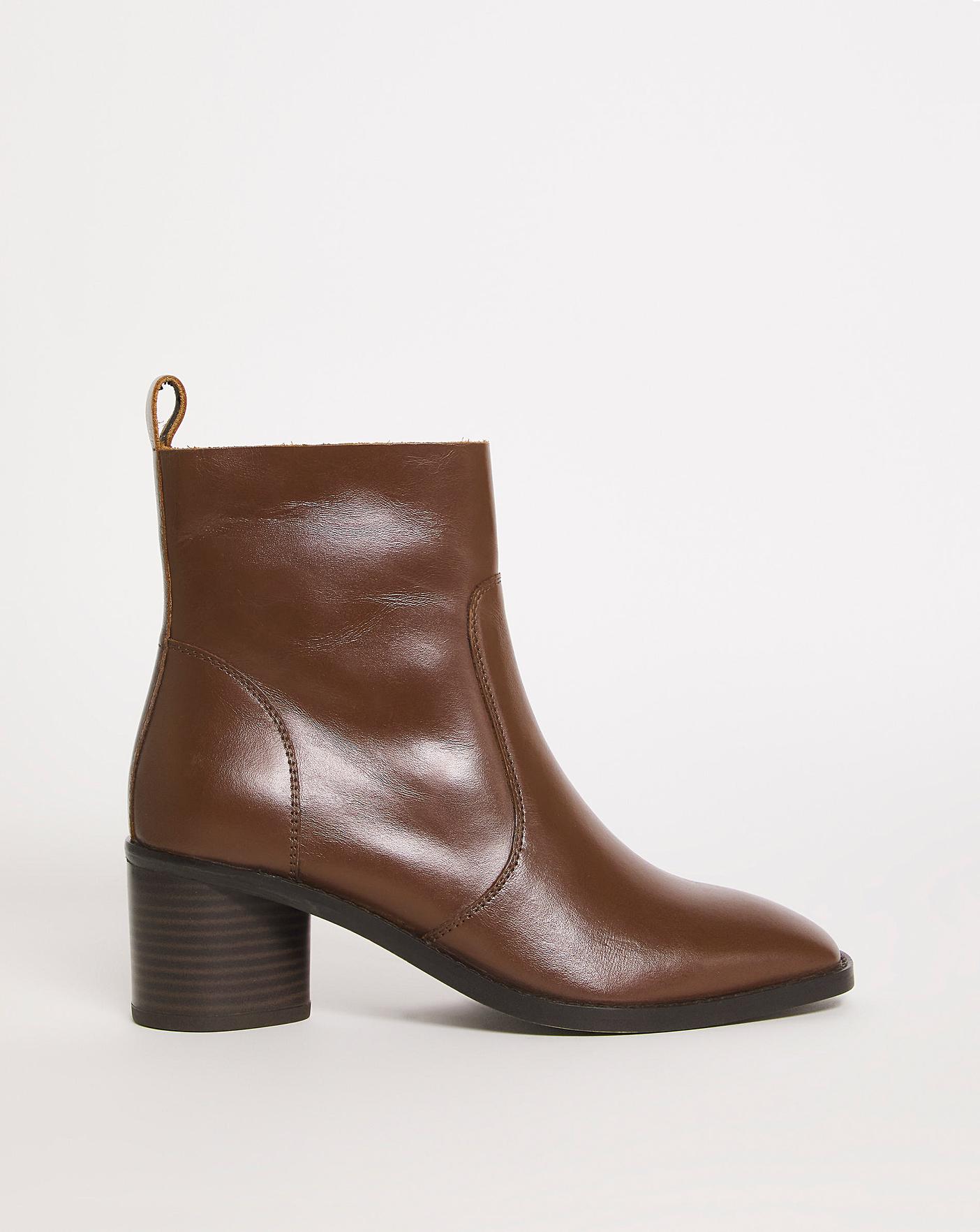 Leather Ankle Boot EEE Fit Oxendales