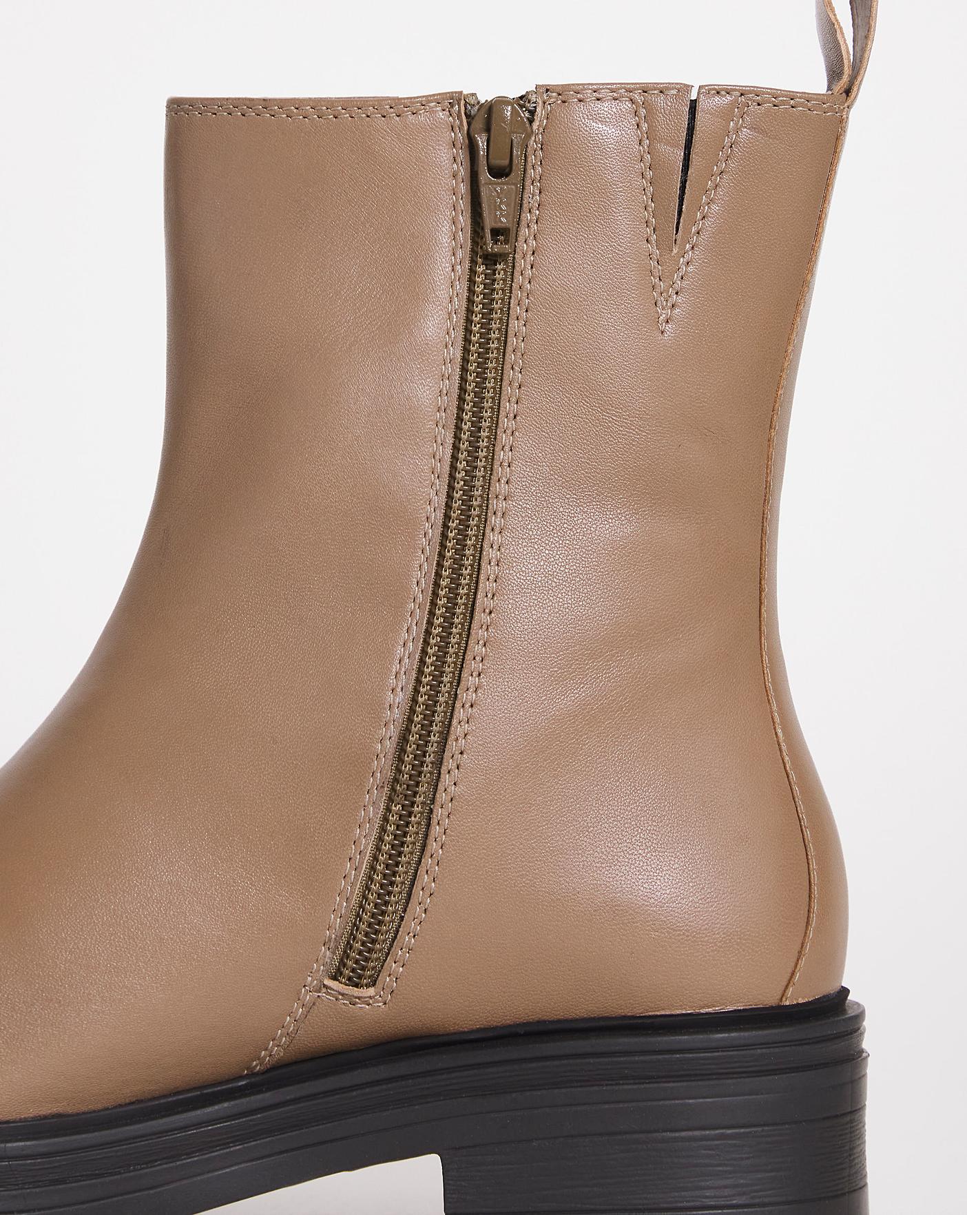 Leather High Ankle Chelsea Boot EEE Fit Marisota