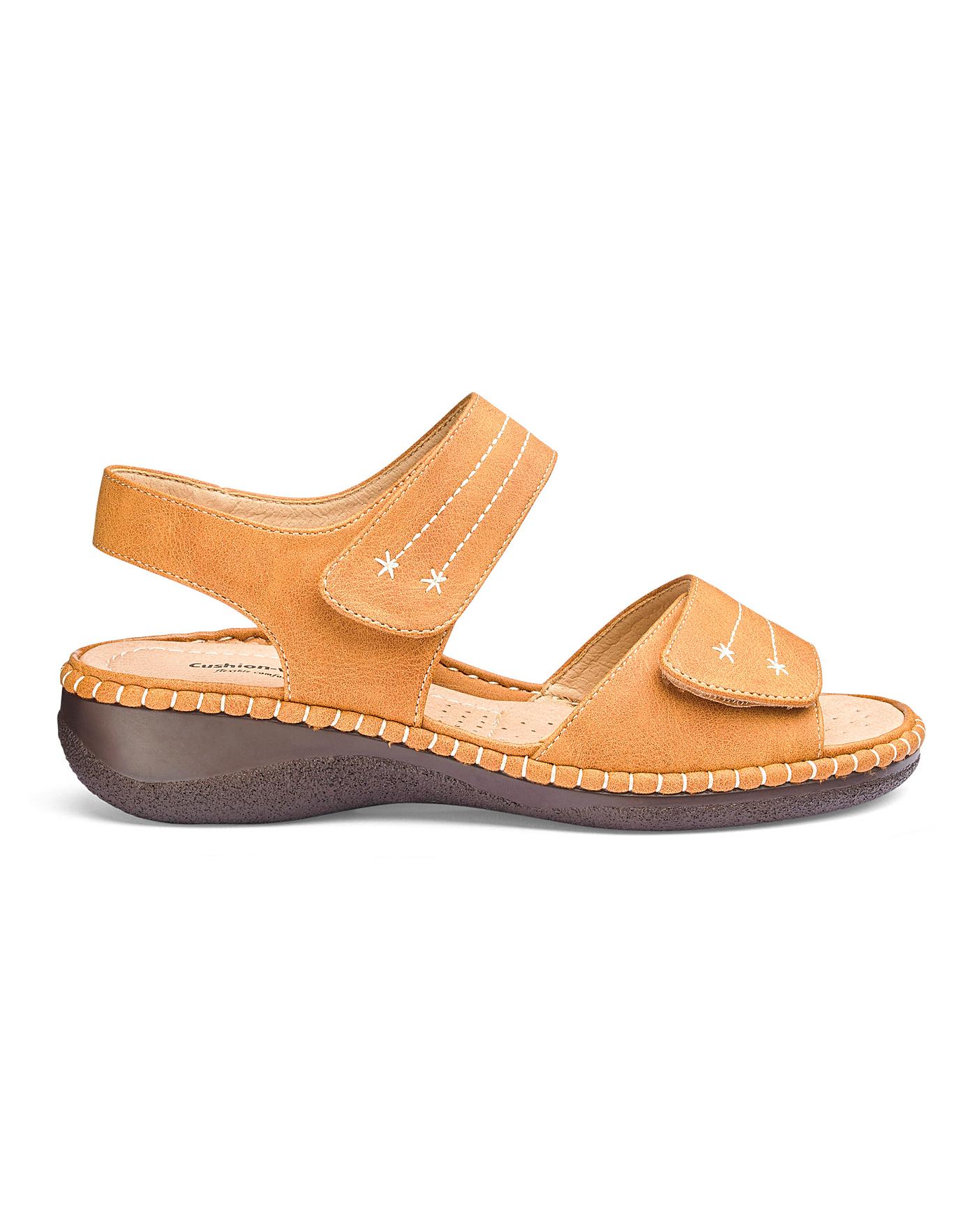 cushion walk sandals e fit