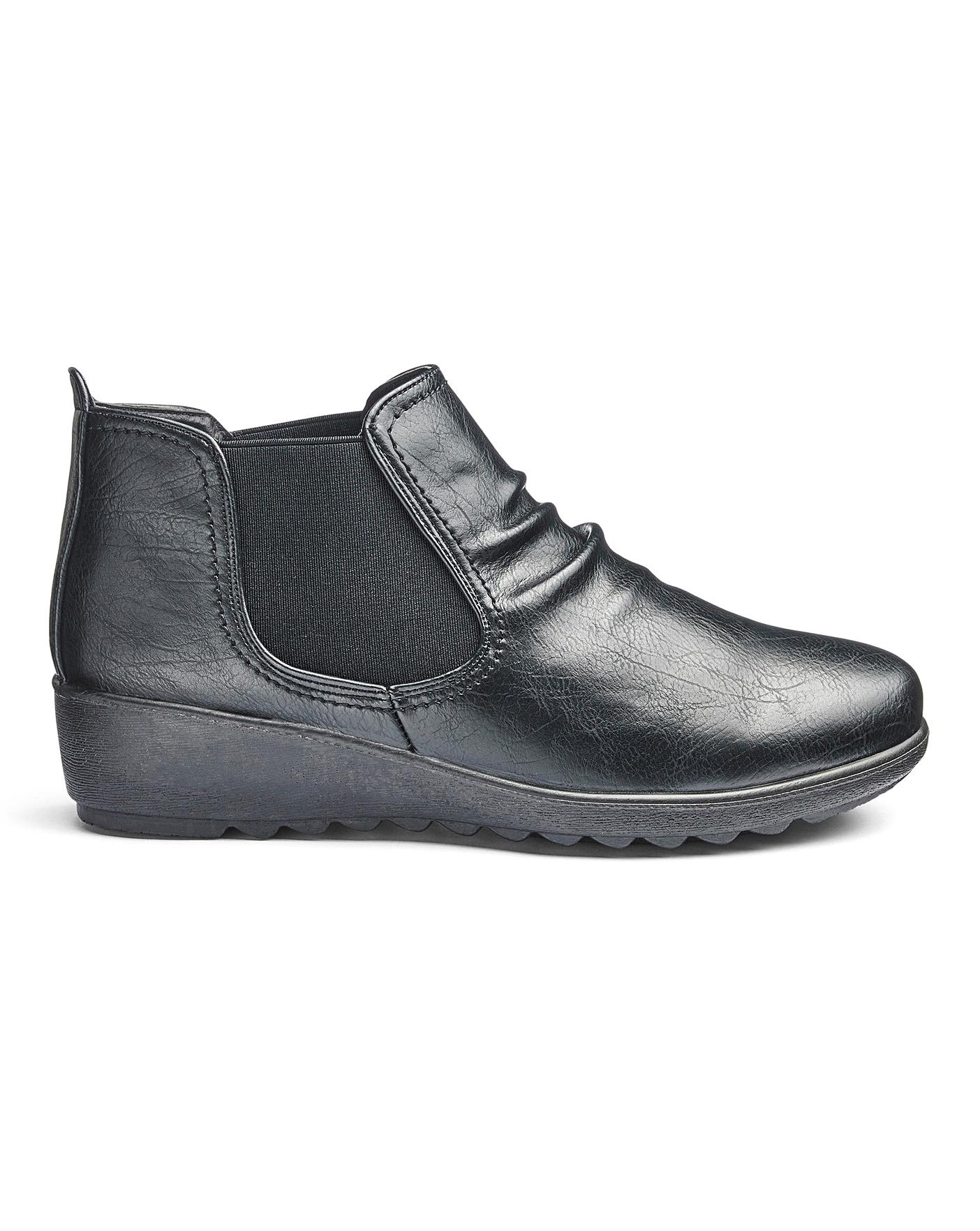 cushion walk ankle boots wide e fit
