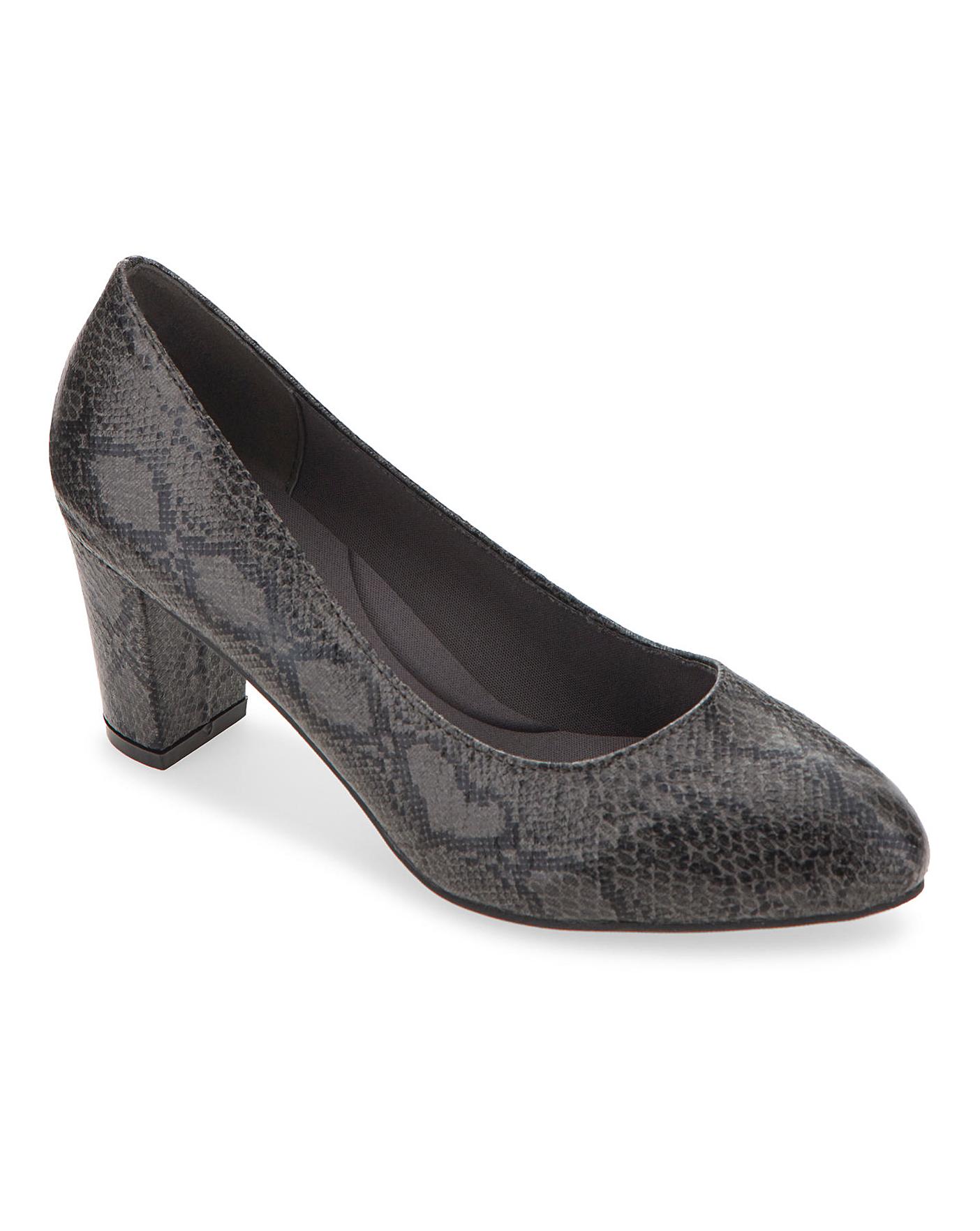 eee court shoes