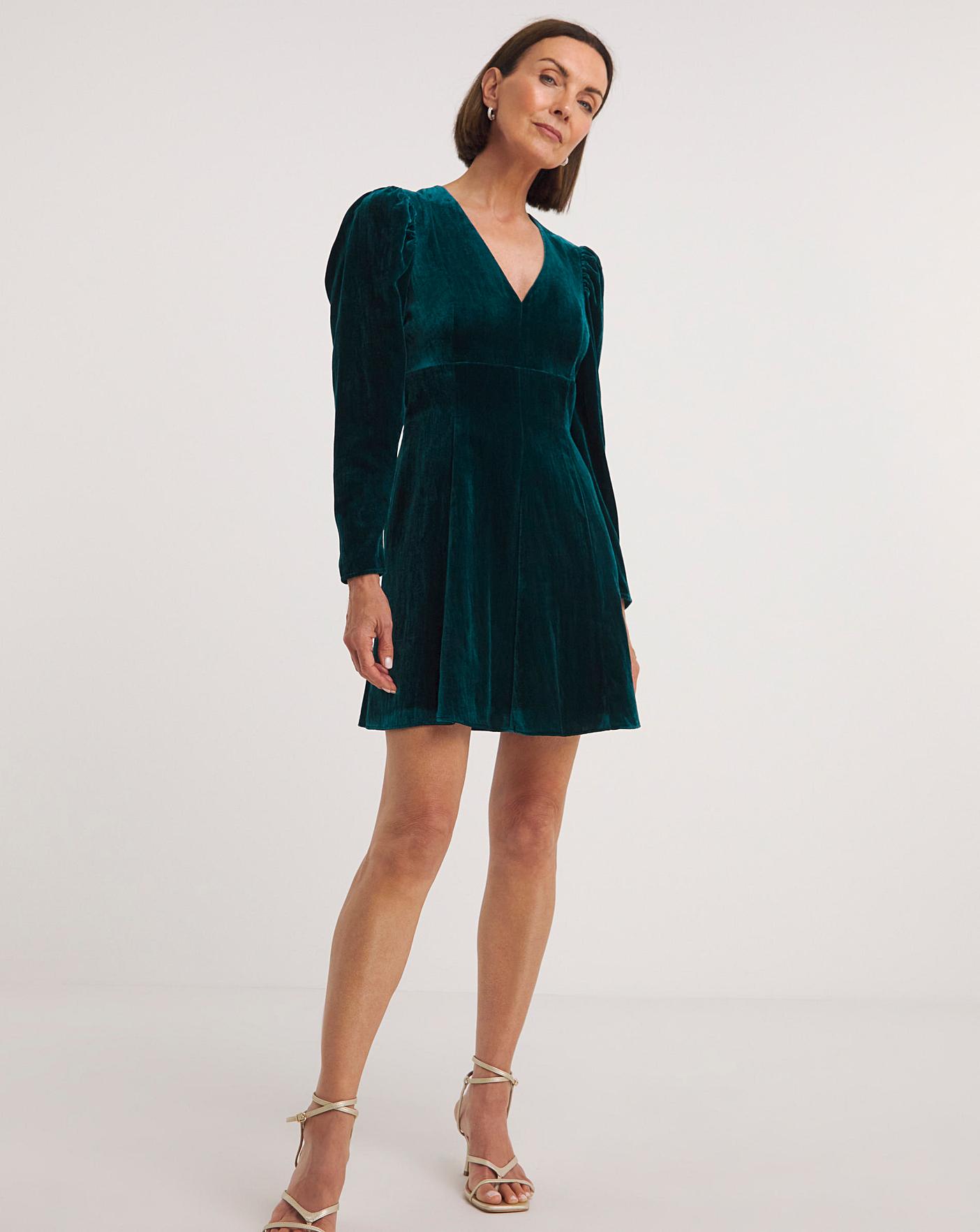 Jd williams clearance velvet dresses