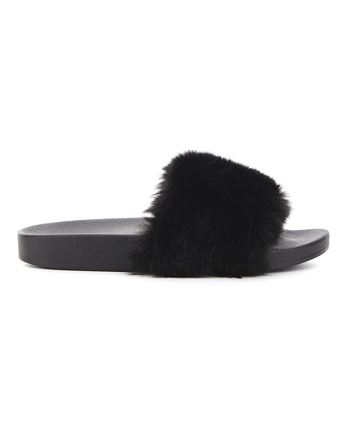 wide fit fur sliders