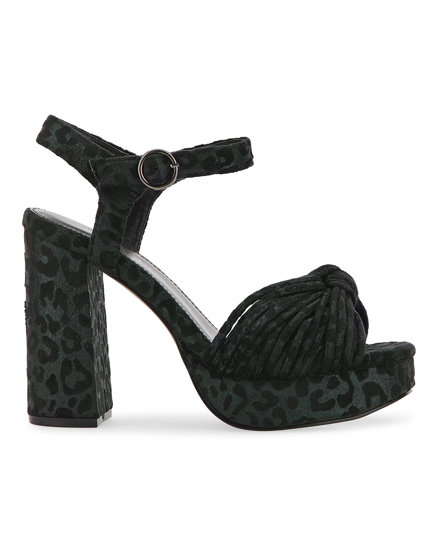 wide fit platform sandals