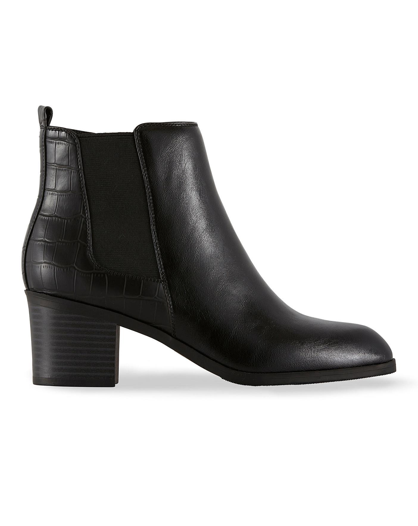 Hosta Heel Ankle Boots Wide Fit | Oxendales