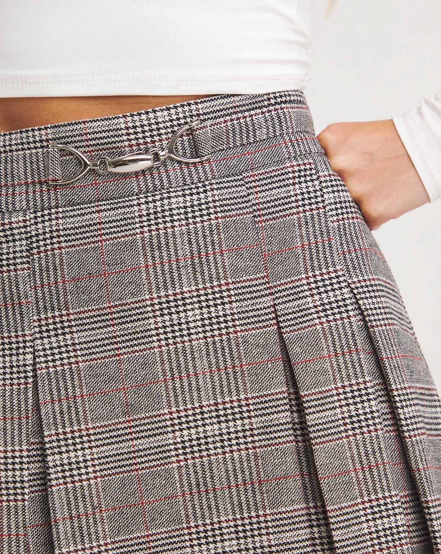 Pleated deals checkered skirt