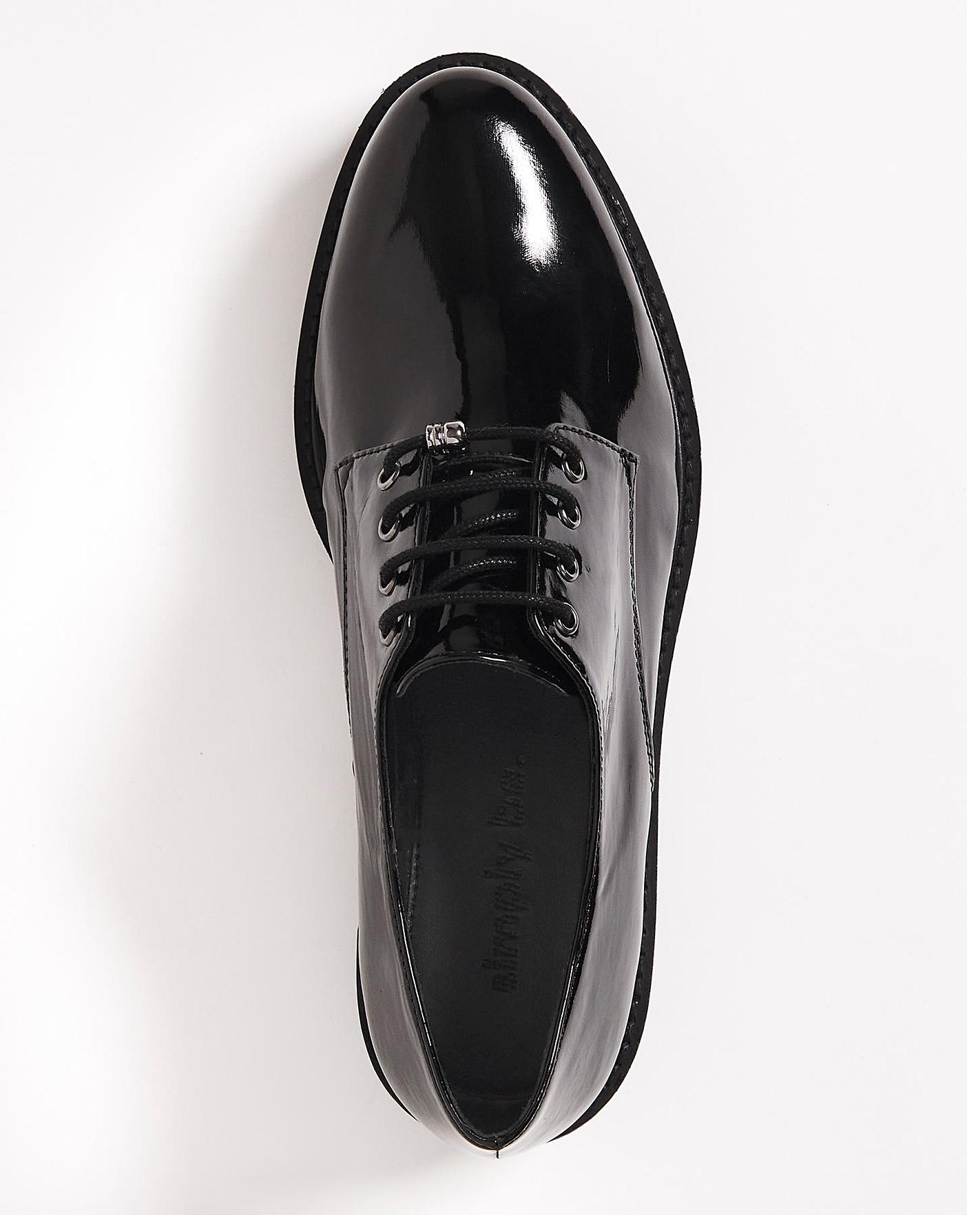 Chunky Sole Brogue Wide Fit | Crazy Clearance