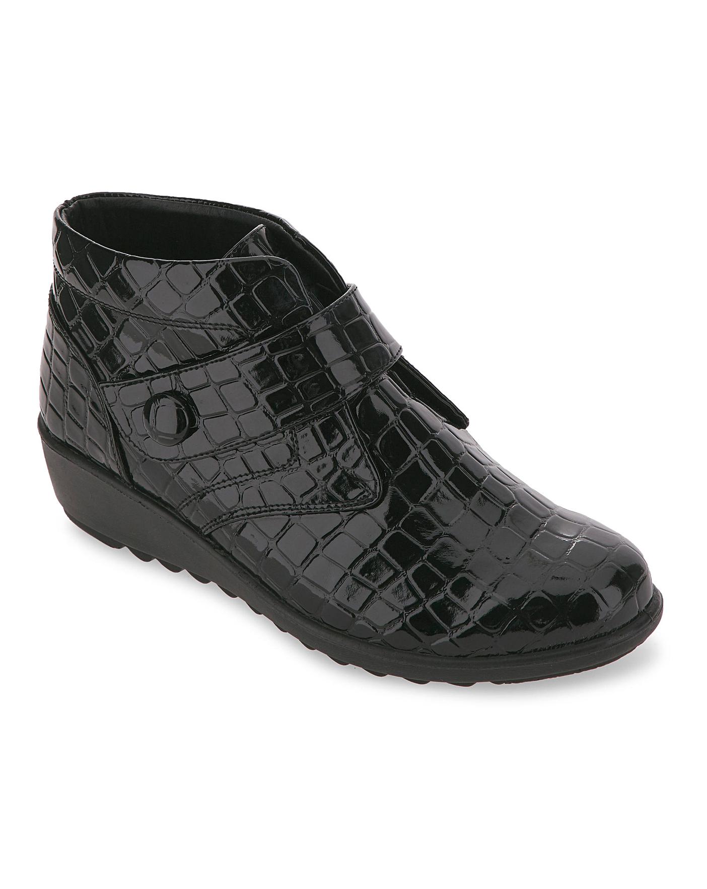 ideal world cushion walk ankle boots