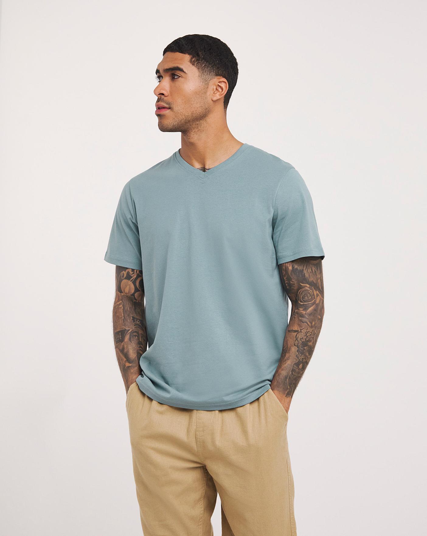 Men's v neck clearance t shirt with pocket