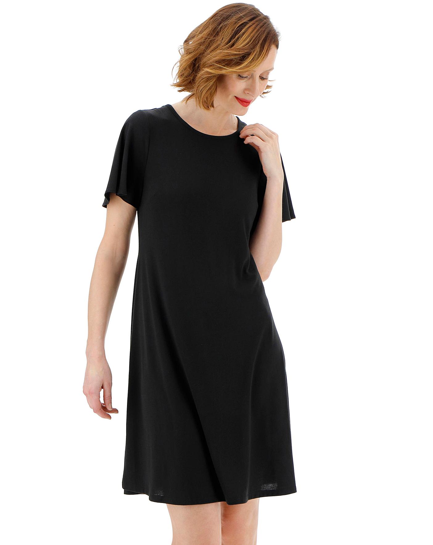 Short black deals swing dress