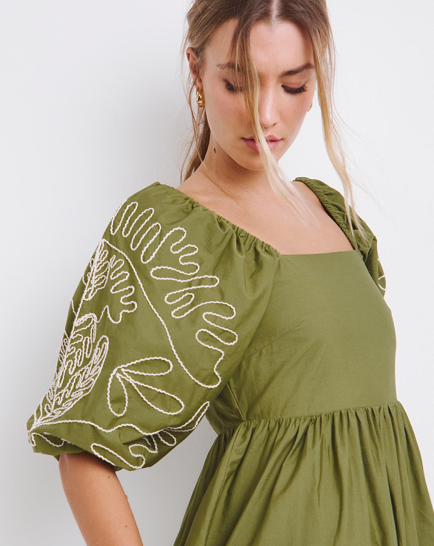 green emerald velvet dress THML 