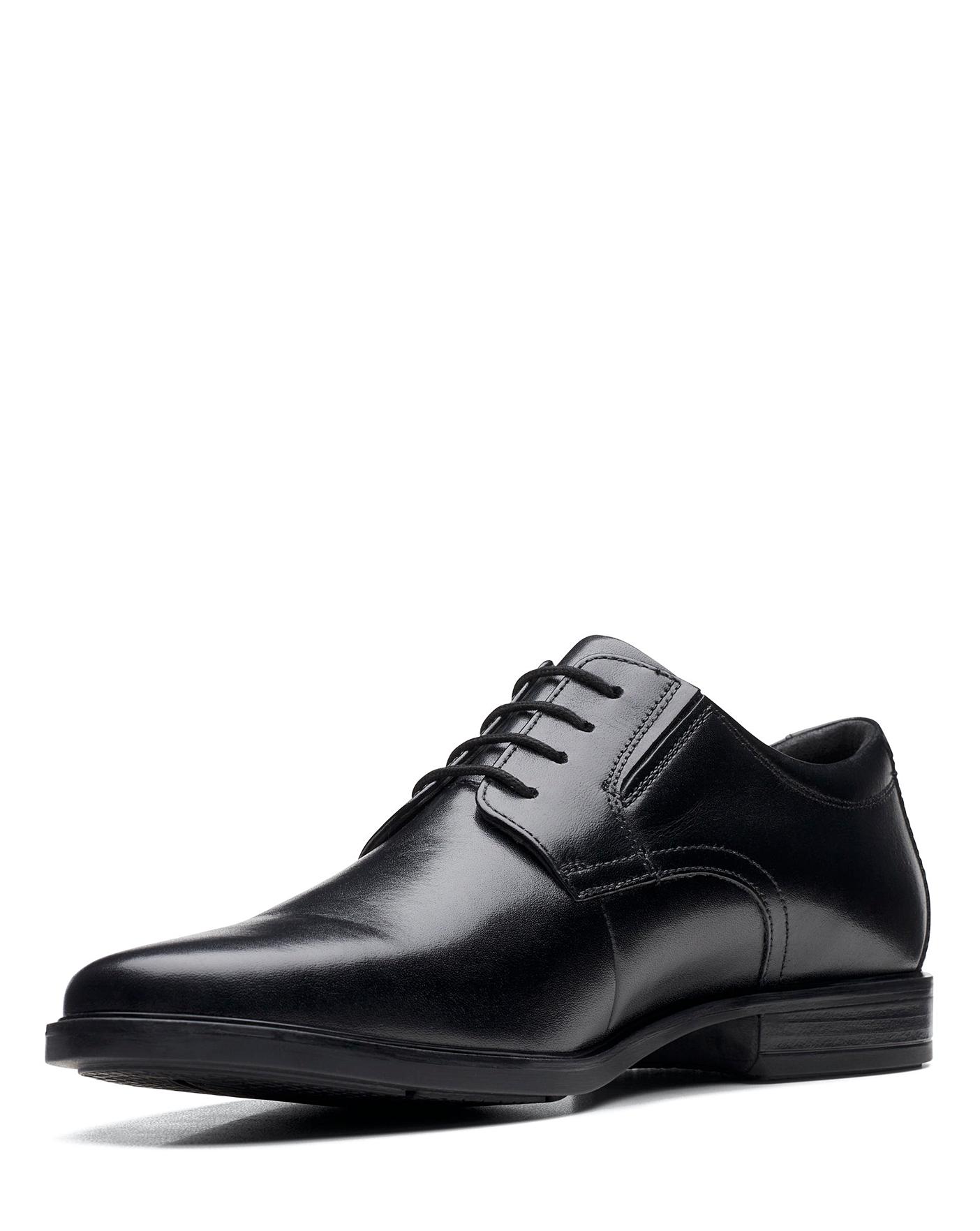 Clarks wide fit deals black shoes