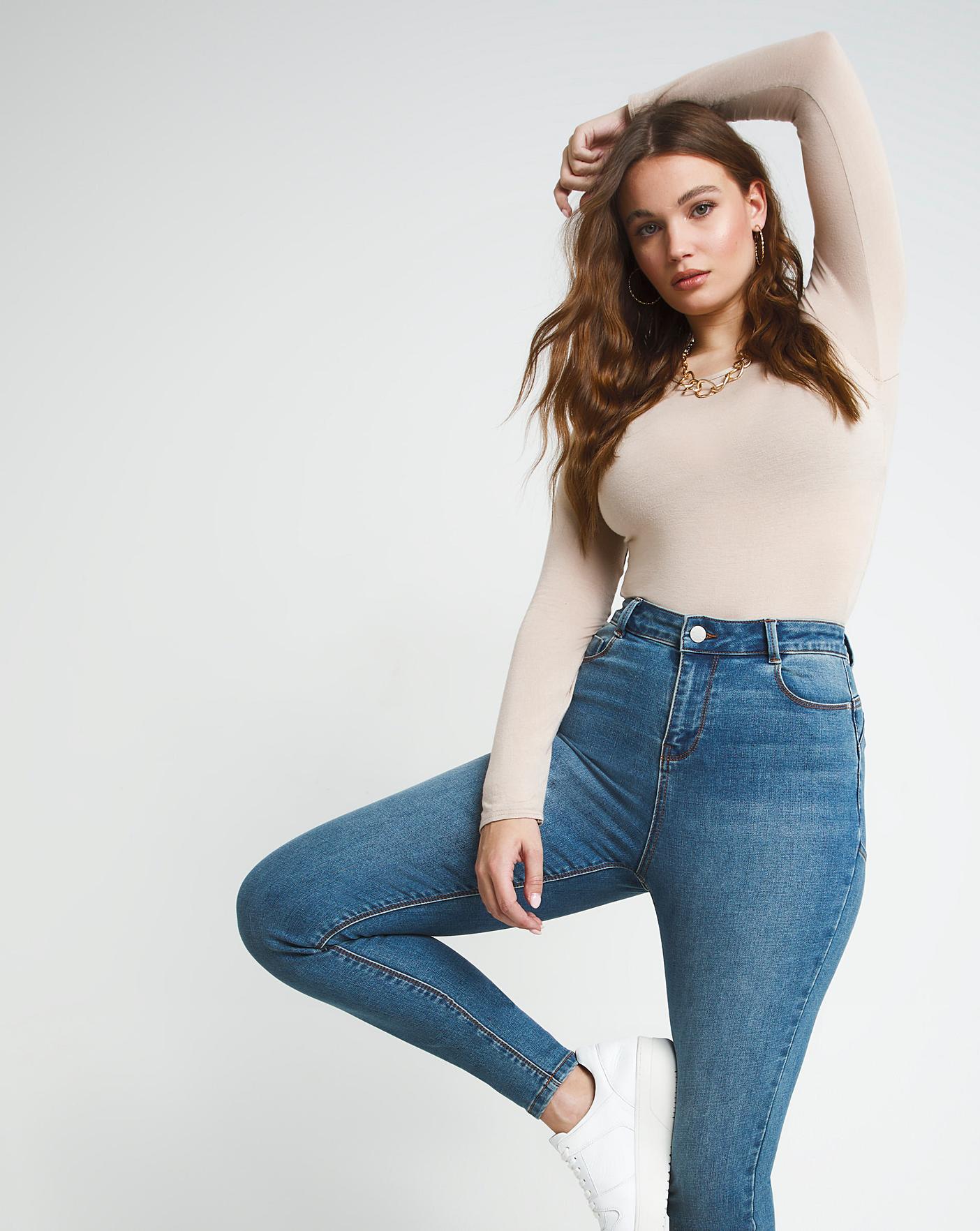 Plus size hot sale booty jeans