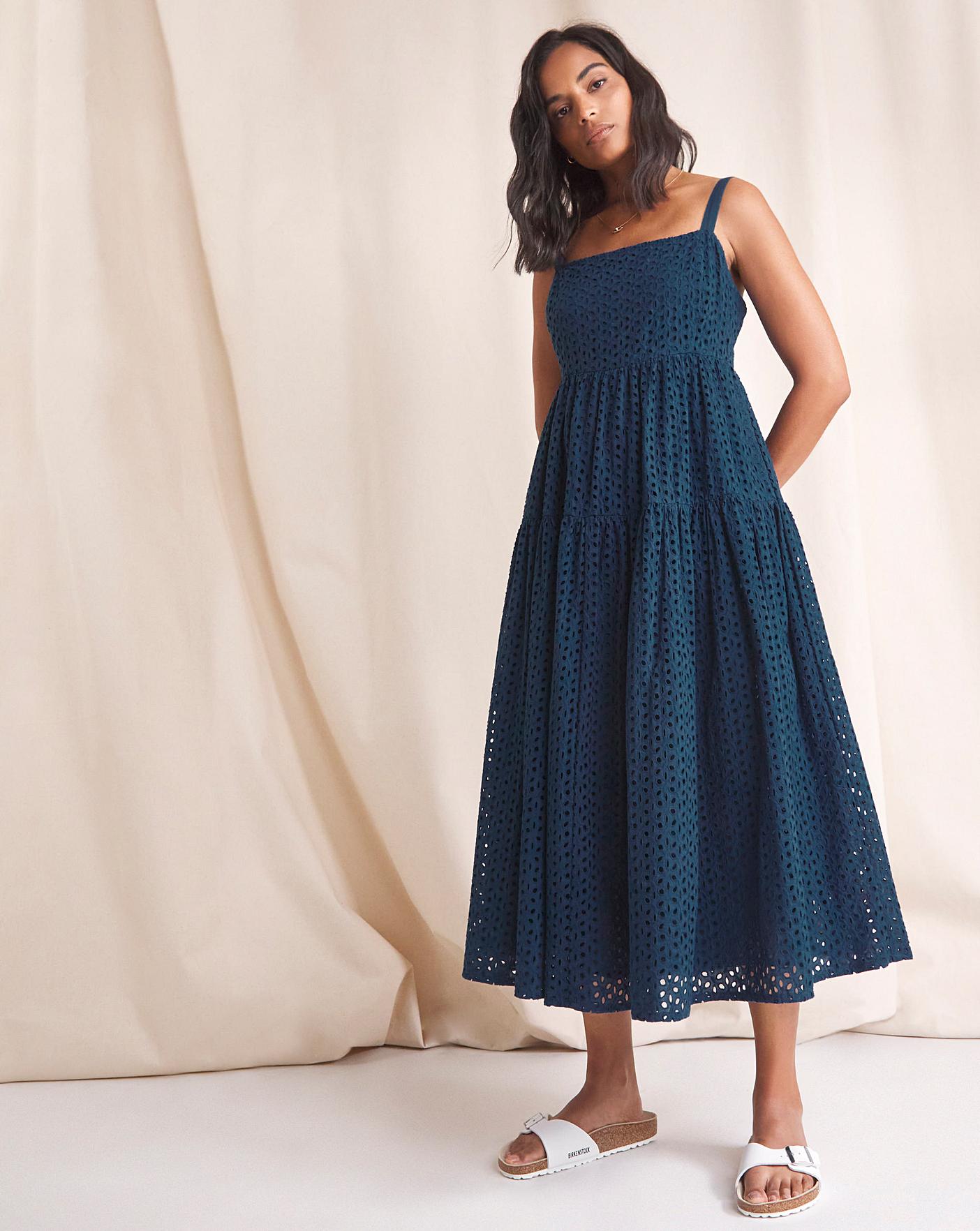 Midi 2024 broderie dress